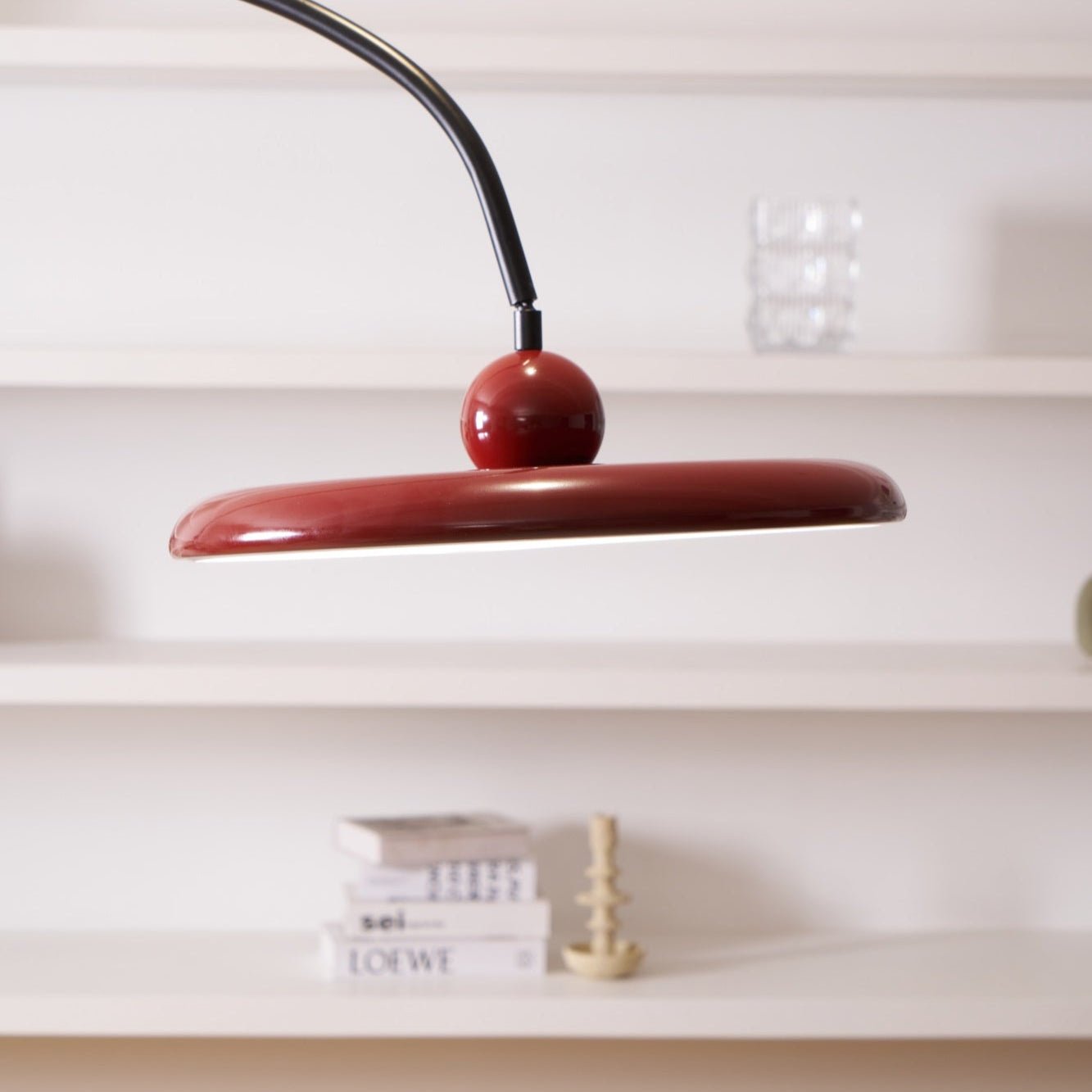 Modern Lola Floor Lamp with Adjustable Height - Stylish LED Standing Light for Living Room, Bedroom, or Office - Perfect for Reading, Working, and Ambient Lighting