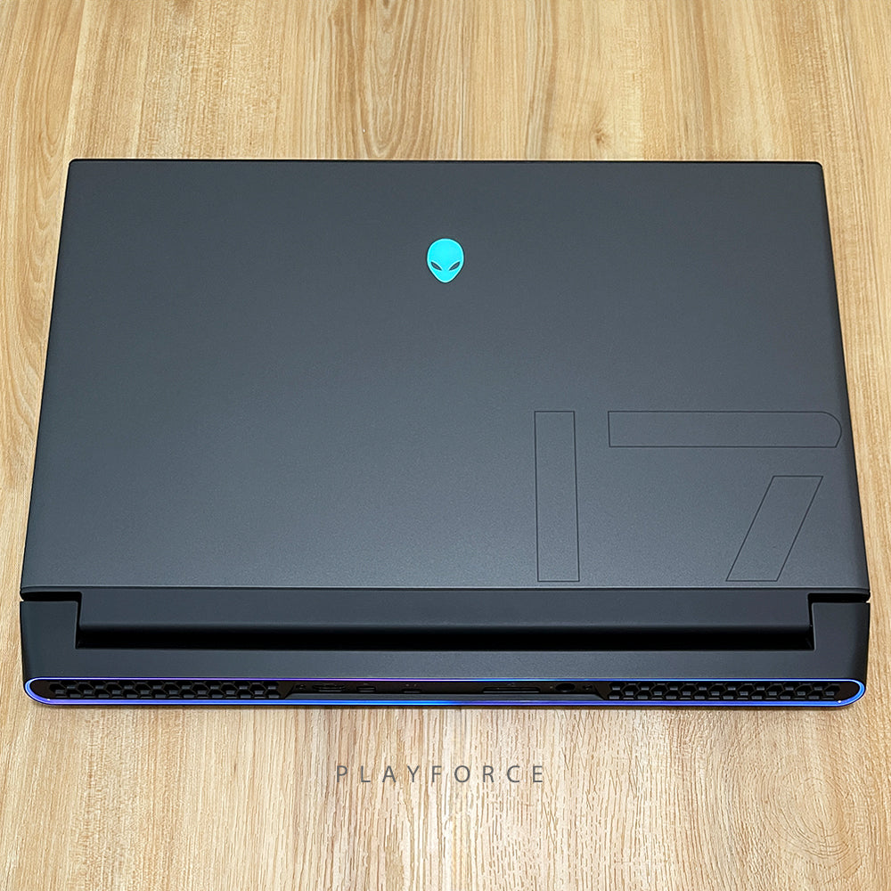 Alienware M17 R3 Gaming Laptop - Intel Core i9-10980HK, NVIDIA RTX 2070, 32GB RAM, 1TB SSD, 17.3