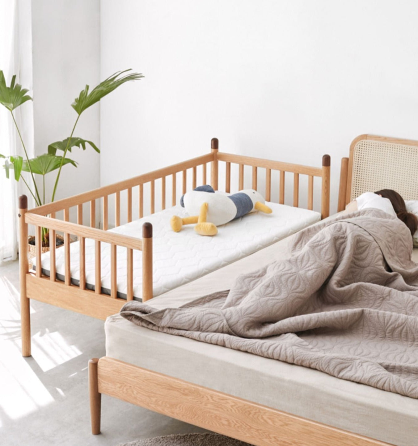 Premium Solid Oak Wood Toddler Bed – Sturdy & Safe for Kids | Perfect for Nursery, Bedroom & Daycare Use