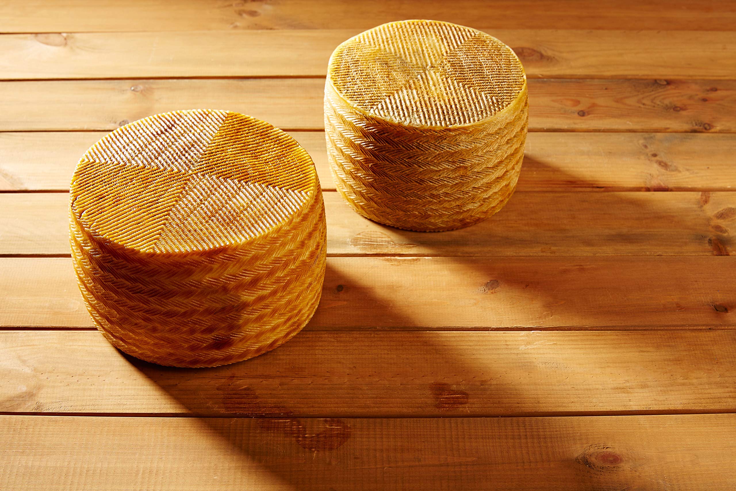 Authentic Spanish Manchego Cheese Wheel (7 lbs) - Aged Sheep’s Milk Cheese for Charcuterie Boards, Tapas & Gourmet Cooking