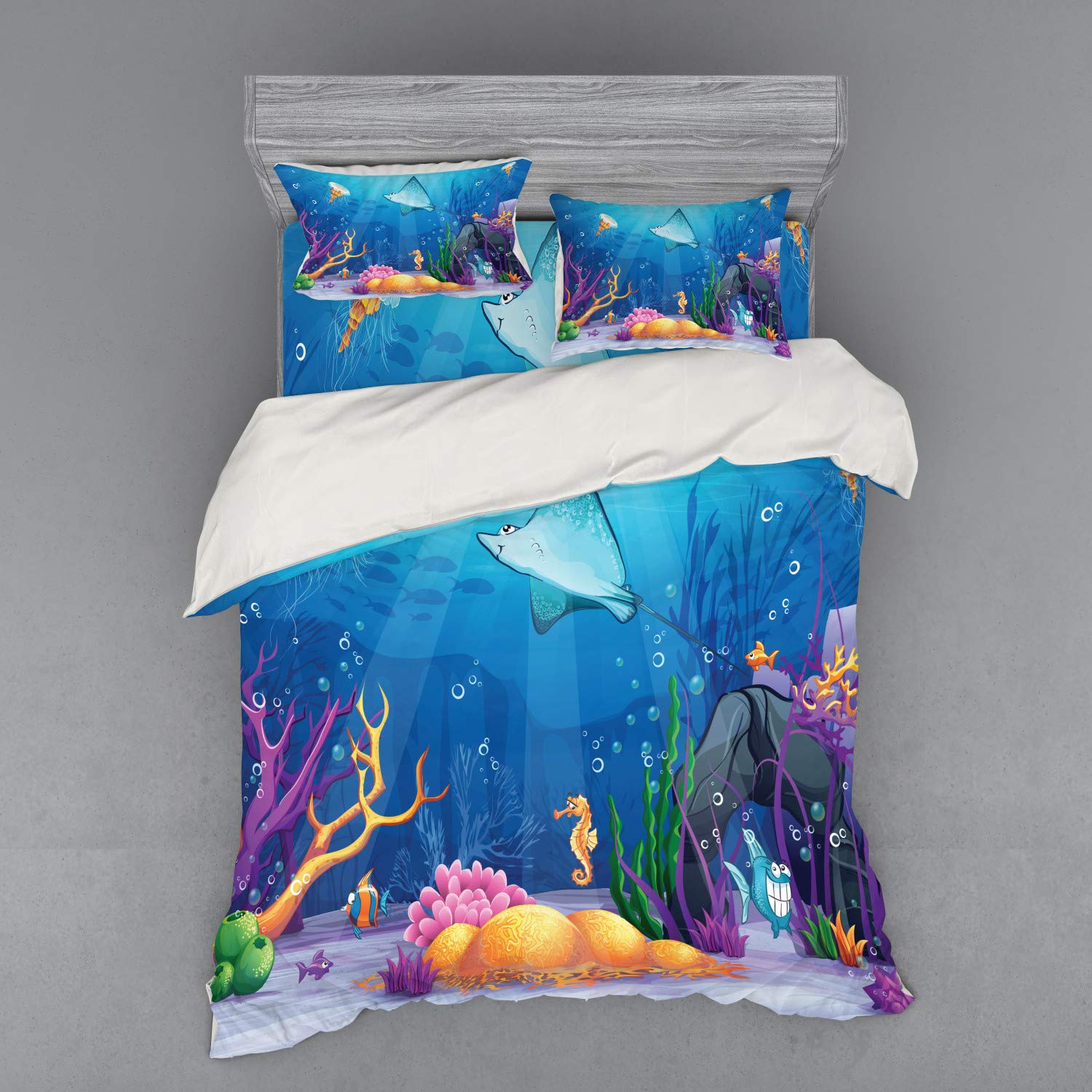 Ambesonne Ocean Themed Duvet Cover Set - Navy Blue Sealife Print with Fish, Shells, Bubbles & Sunbeams - 4 Piece Queen Size Bedding Set with Shams & Fitted Sheet - Perfect for Beach House Decor & Kids' Underwater Themed Bedroom