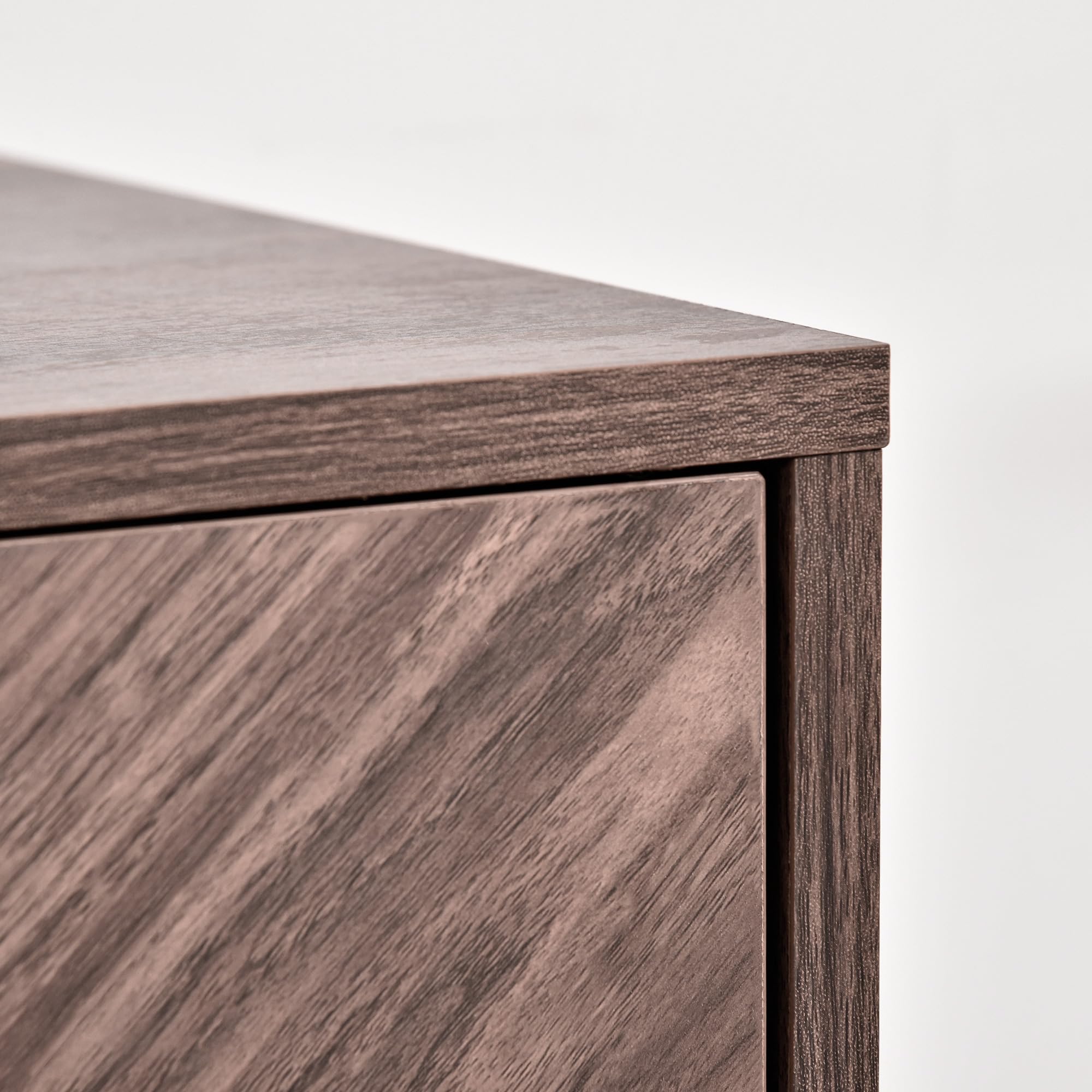 HOMCOM Sideboard Buffet Cabinet - Chevron Double Door Kitchen Storage Cabinet with Adjustable Shelf, Walnut Finish - Perfect for Dining Room, Living Room & Kitchen Organization