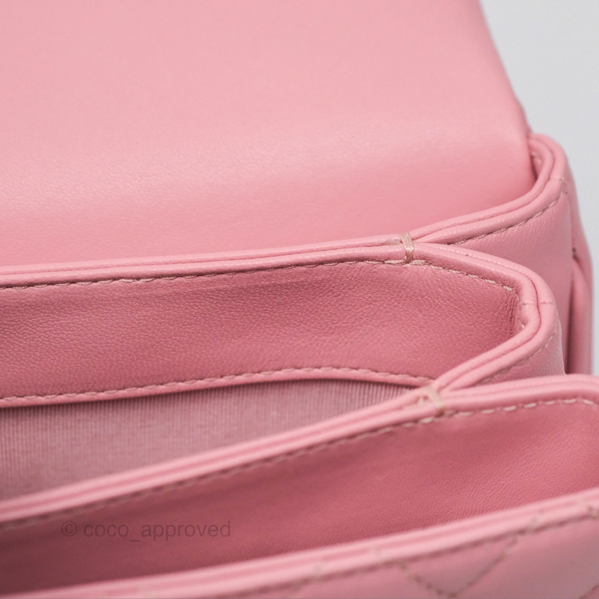 Chanel Citizen Chic Flap Bag in Pink Lambskin Leather with Gold Hardware - Luxury Crossbody Purse for Women, Perfect for Date Night & Special Occasions