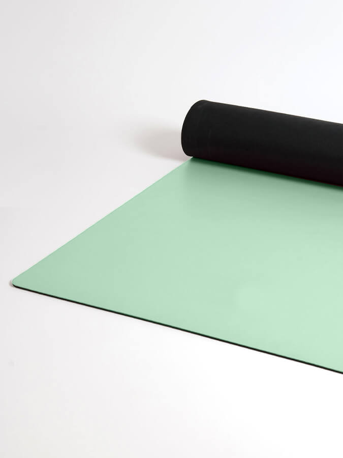 Non-Slip 4mm Yoga Mat for Stability & Comfort - Perfect for Hot Yoga, Pilates, and Home Workouts