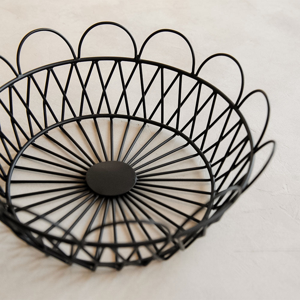Elegant Petal Wire Basket - Rustic Home Decor Storage Organizer for Bathroom, Kitchen, or Office | Perfect for Towels, Fruits, and Magazines