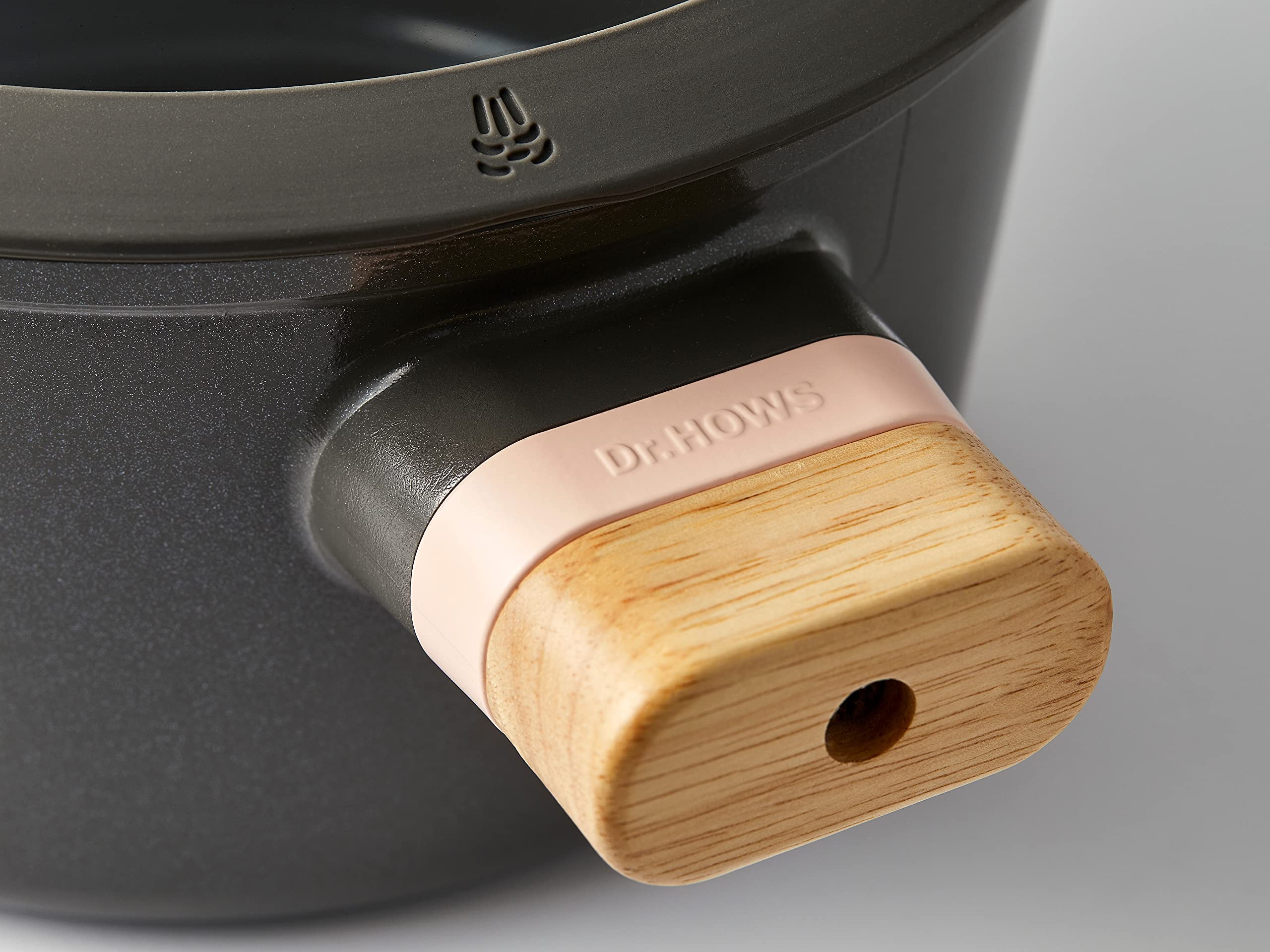 Dr.HOWS 9.5 Inch Nonstick Cooking Pot with Glass Lid - Large Ceramic Coated Soup Pan with Oakwood Handles - Induction Compatible & Oven Safe - Perfect for Soups, Stews, Pasta & Family Meals