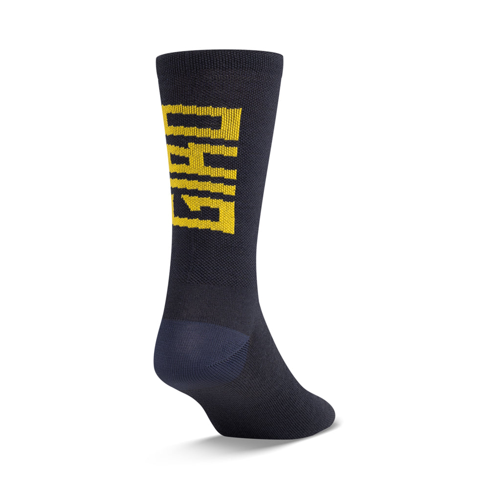 Giro Merino Seasonal Socks - Premium Wool Hiking & Outdoor Socks for Men & Women - Warm & Breathable for Winter Sports, Camping & Everyday Wear