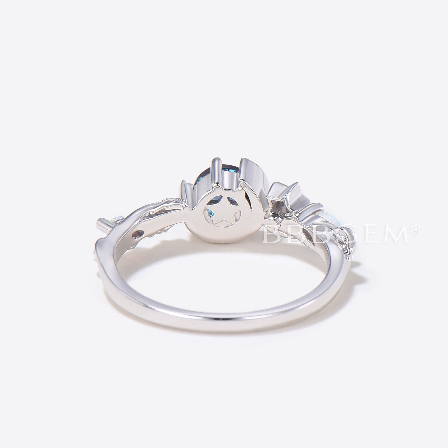 14K Sterling Silver Moon and Star Ring with Alexandrite & Opal - Elegant Wedding Band for Women, Perfect for Engagement, Anniversary, and Special Occasions