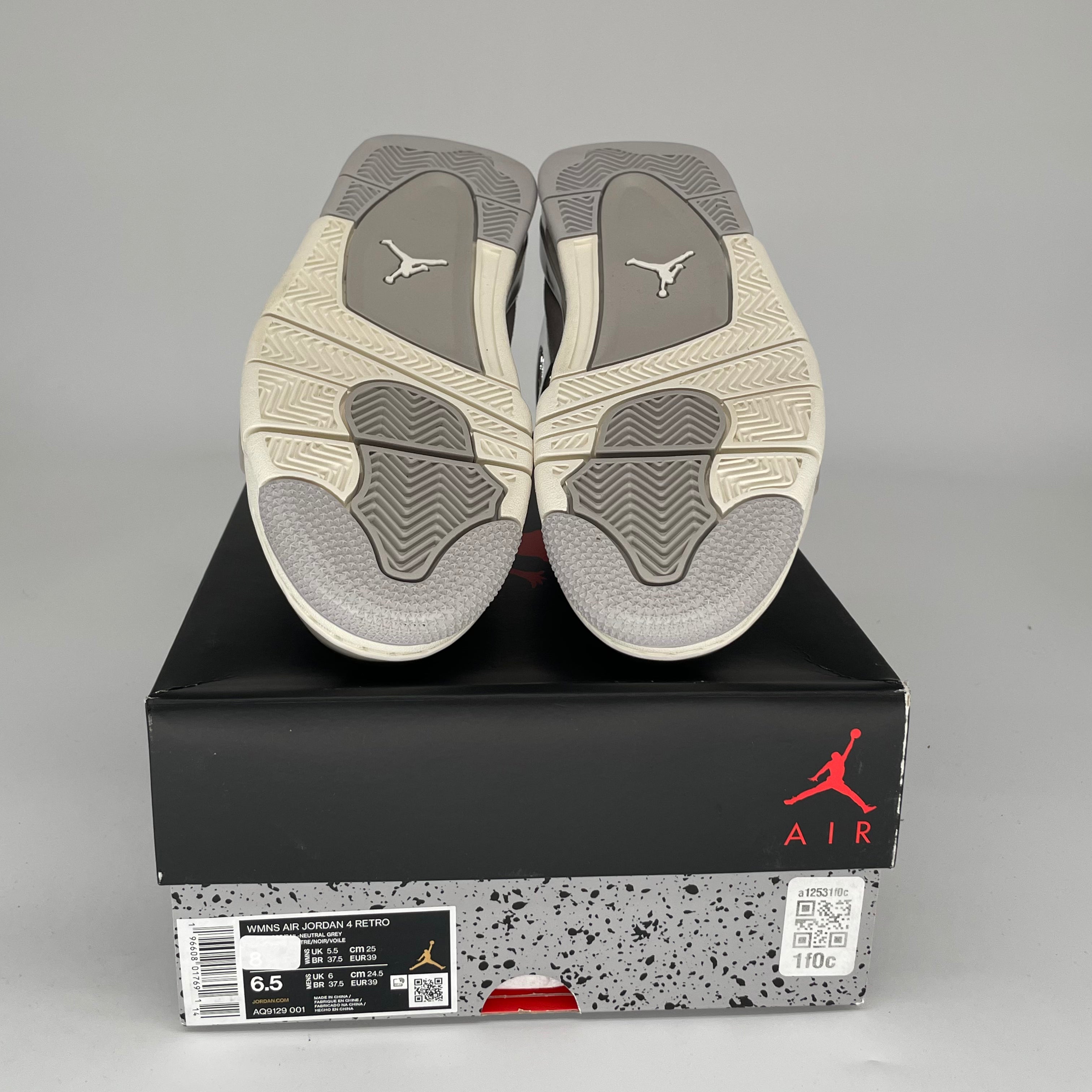 AIR JORDAN 4 FROZEN MOMENTS Women's Basketball Shoes Size 6.5/8W - AQ9129 001 Black & White Retro Sneakers for Running, Gym & Streetwear Fashion