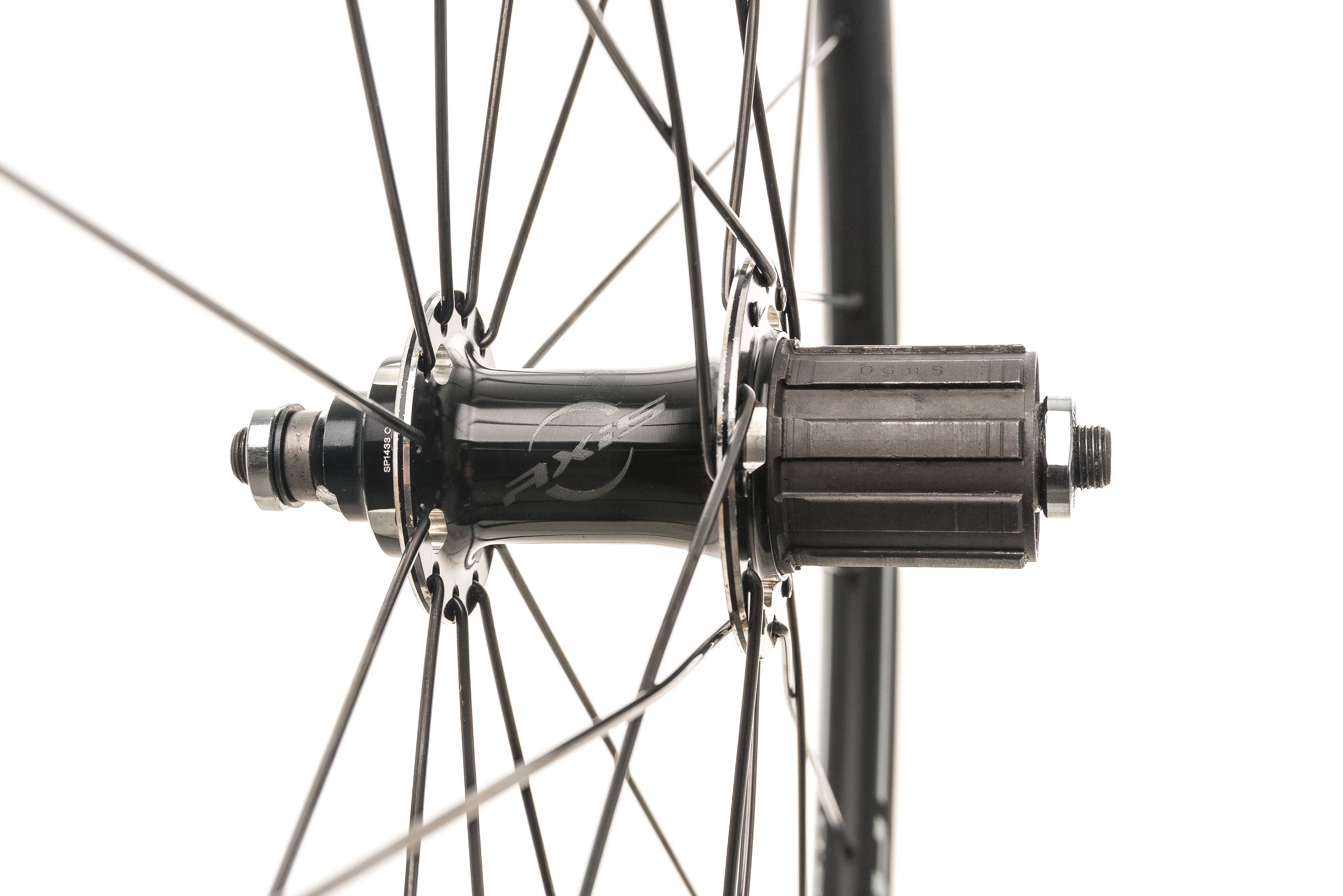 Axis 2.0 Aluminum Clincher 700c Rear Wheel - Lightweight Road Bike Wheel for Racing & Training | Perfect for Road Cycling, Triathlons & Commuting