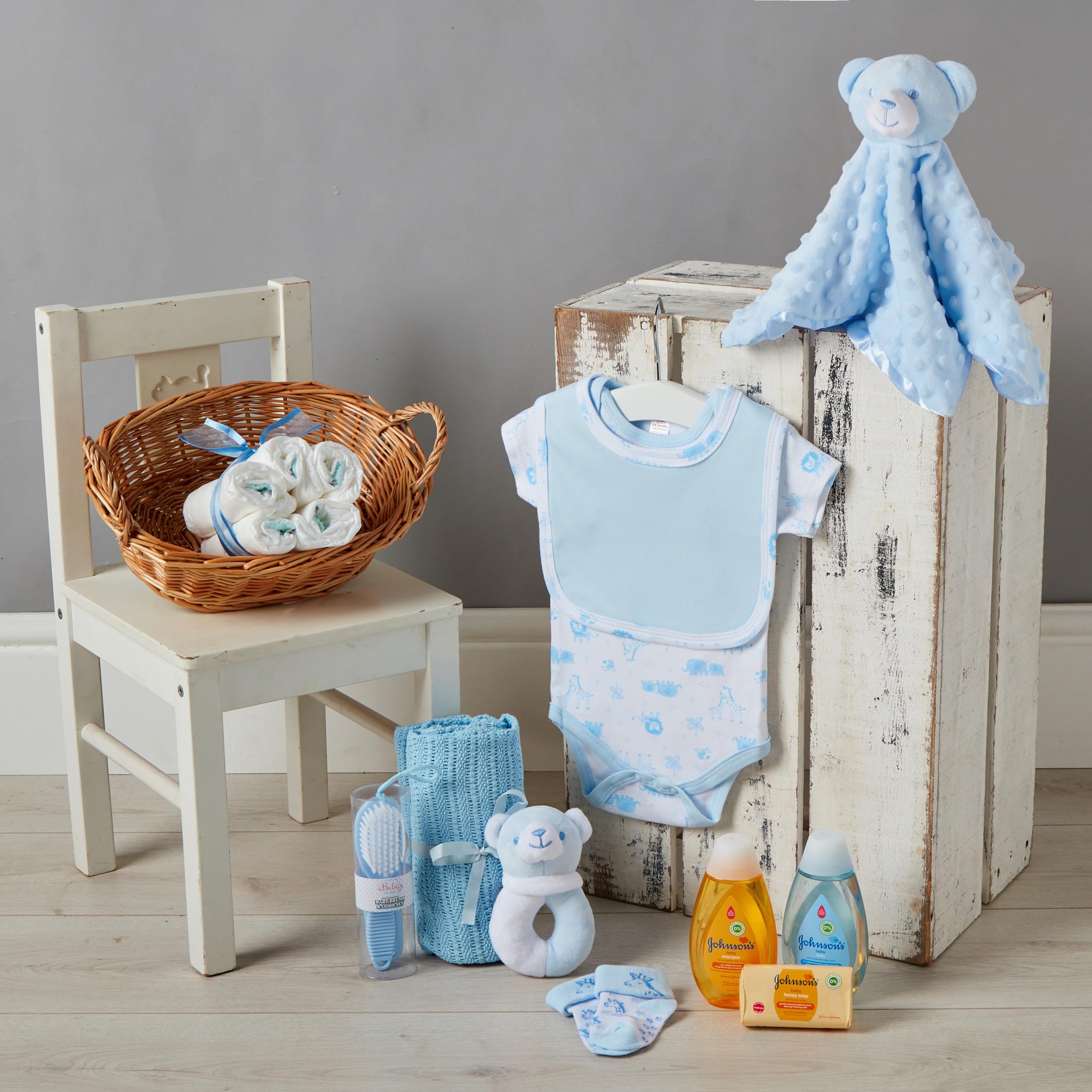 Blue Baby Boy Gift Basket - 18 Essential Newborn Baby Boy Gifts, Welcome Baby Boy Gift Set for New Parents | Perfect for Baby Showers, Christenings & Hospital Visits