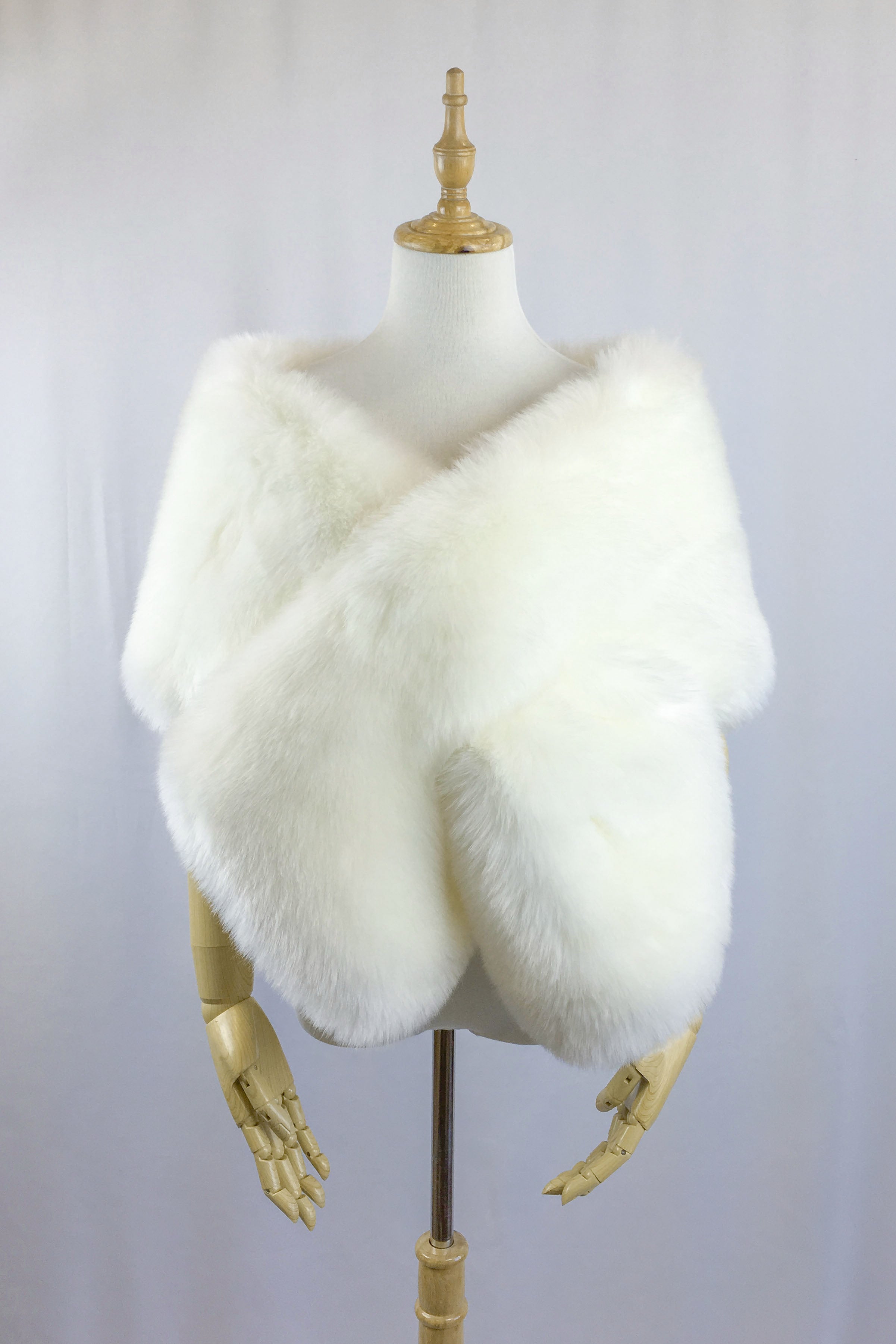 Ivory White Fur Shawl for Brides - Elegant Wedding Wrap (Lilian Wht01) - Perfect for Winter Weddings, Bridal Portraits & Formal Events