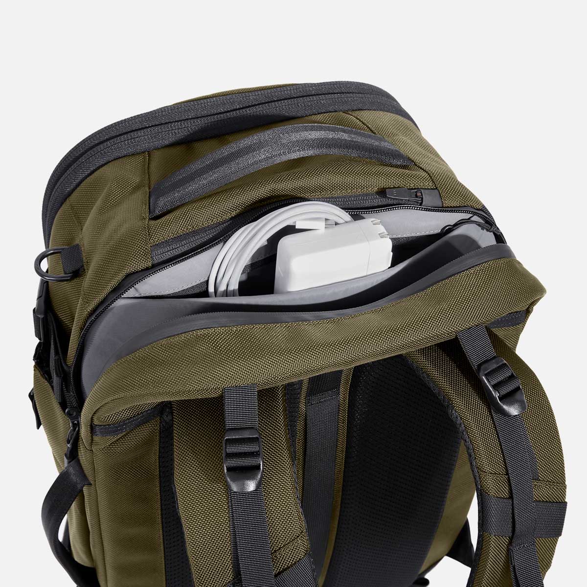 Compact Travel Pack 3 - Lightweight Carry-On Backpack for Airplane, Business & Weekend Trips - Perfect for Work, Gym & Outdoor Adventures