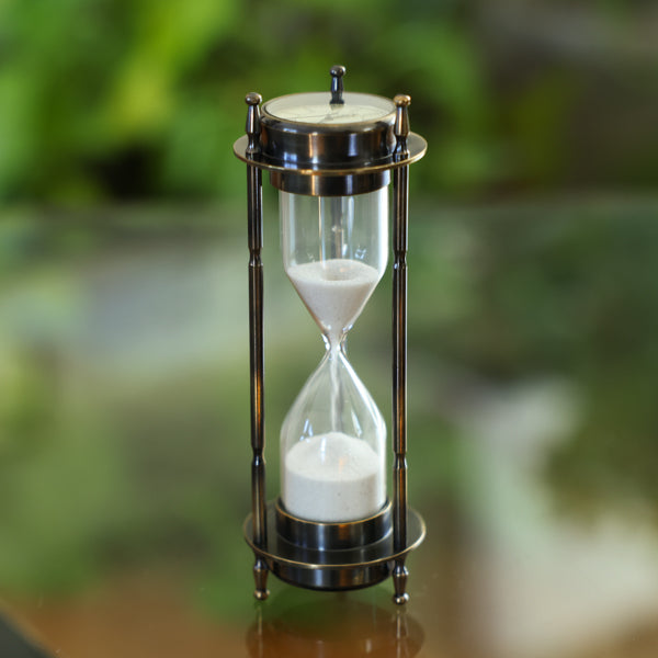 1 or 2 Minute Sand Timer with Compass - Perfect for Board Games, Cooking, Workouts & Classroom Activities