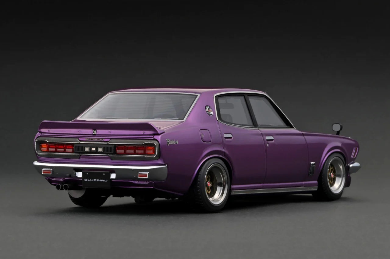 1:18 Scale Nissan Laurel 2000SGX (C130) Diecast Model Car - Metallic Purple Collectible for Display & Racing Simulation