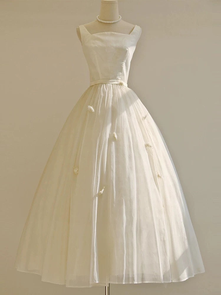 Elegant Beige A-Line Prom Dress with Tulle Skirt - Sweet 16 Birthday Party Gown J4840 | Perfect for Homecoming, Quinceañera & Formal Events
