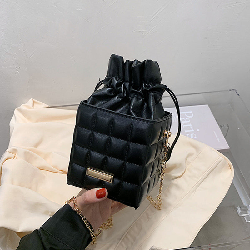 Stylish and Durable Box Bag for Women - Perfect for Work, Travel, and Everyday Use