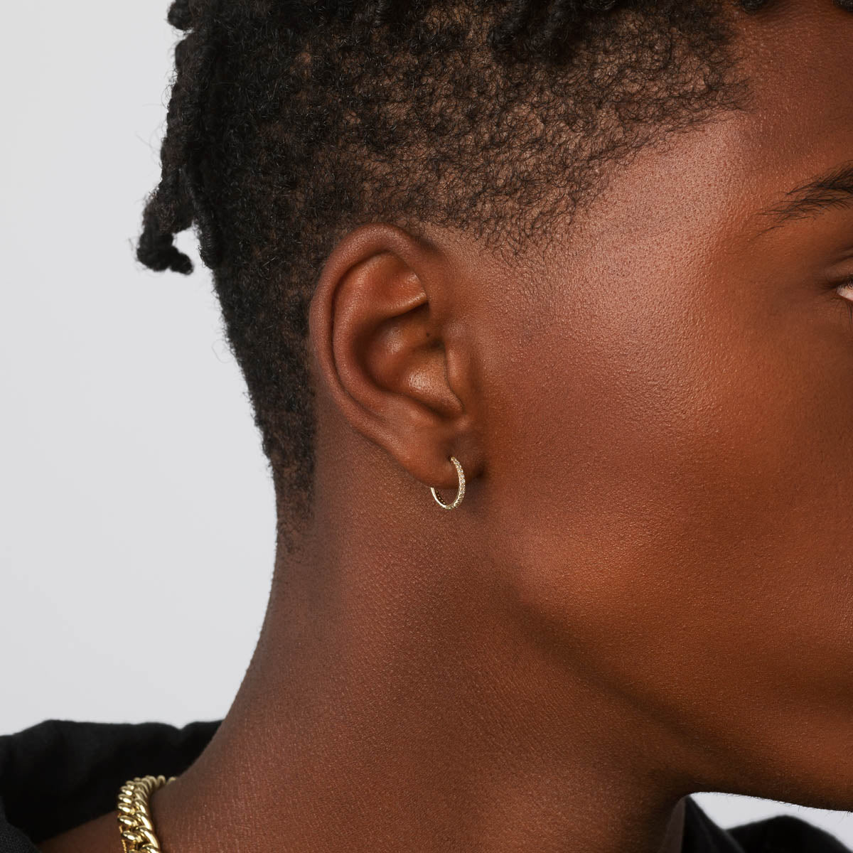 10k Gold Diamond Huggie Single Earring - Minimalist Dainty Hoop Earrings for Women, Perfect for Everyday Wear & Special Occasions