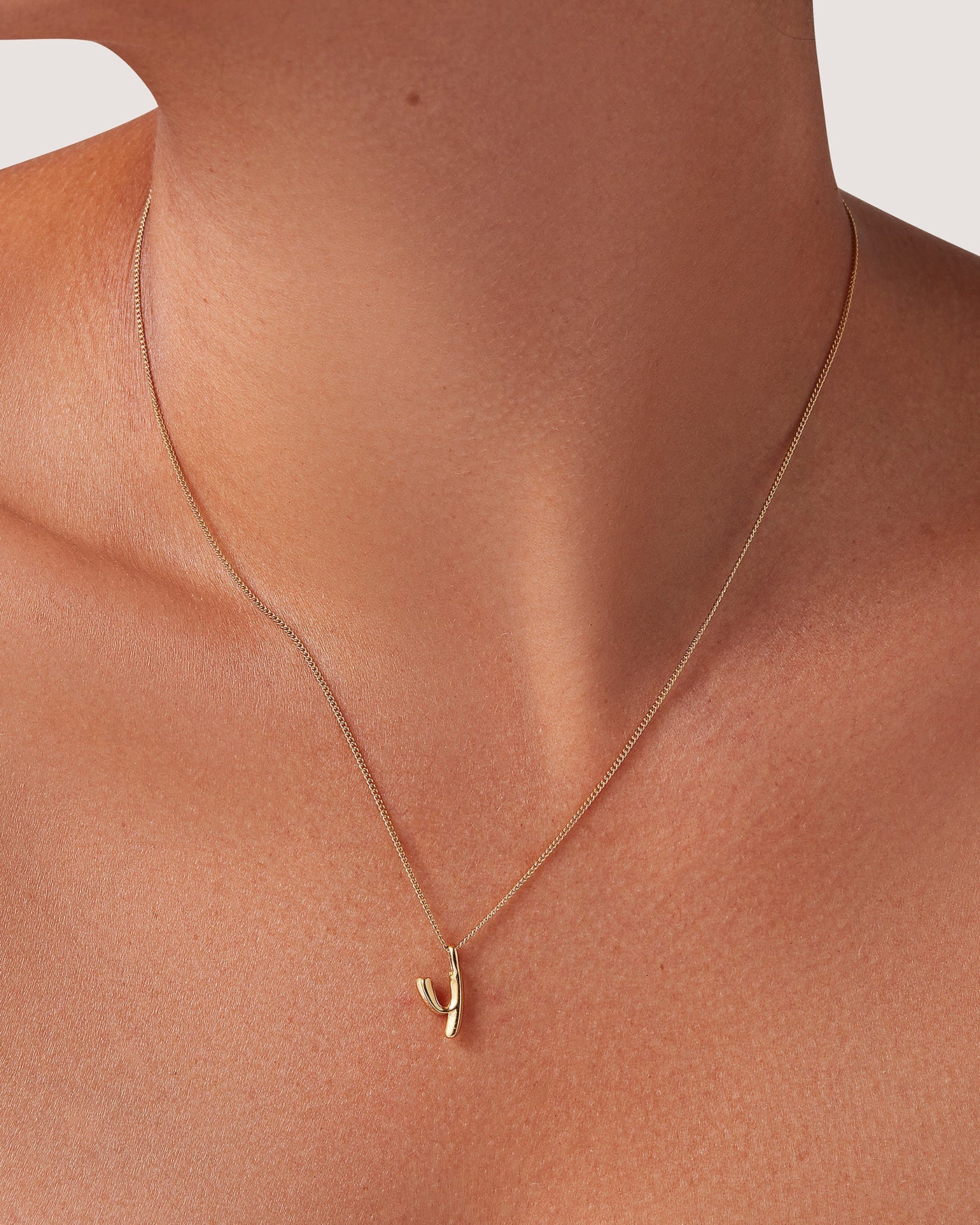 Personalized Monogram Necklace for Women - Custom Initial Pendant Jewelry Gift for Her - Perfect for Birthdays, Anniversaries & Everyday Wear