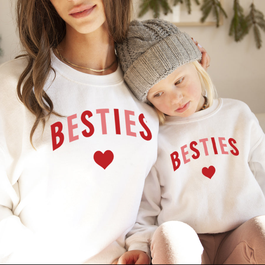 Best Mom and Daughter Matching White Sweatshirts - Cute Heart Design Family Outfits for Casual Wear, Photo Shoots & Special Occasions