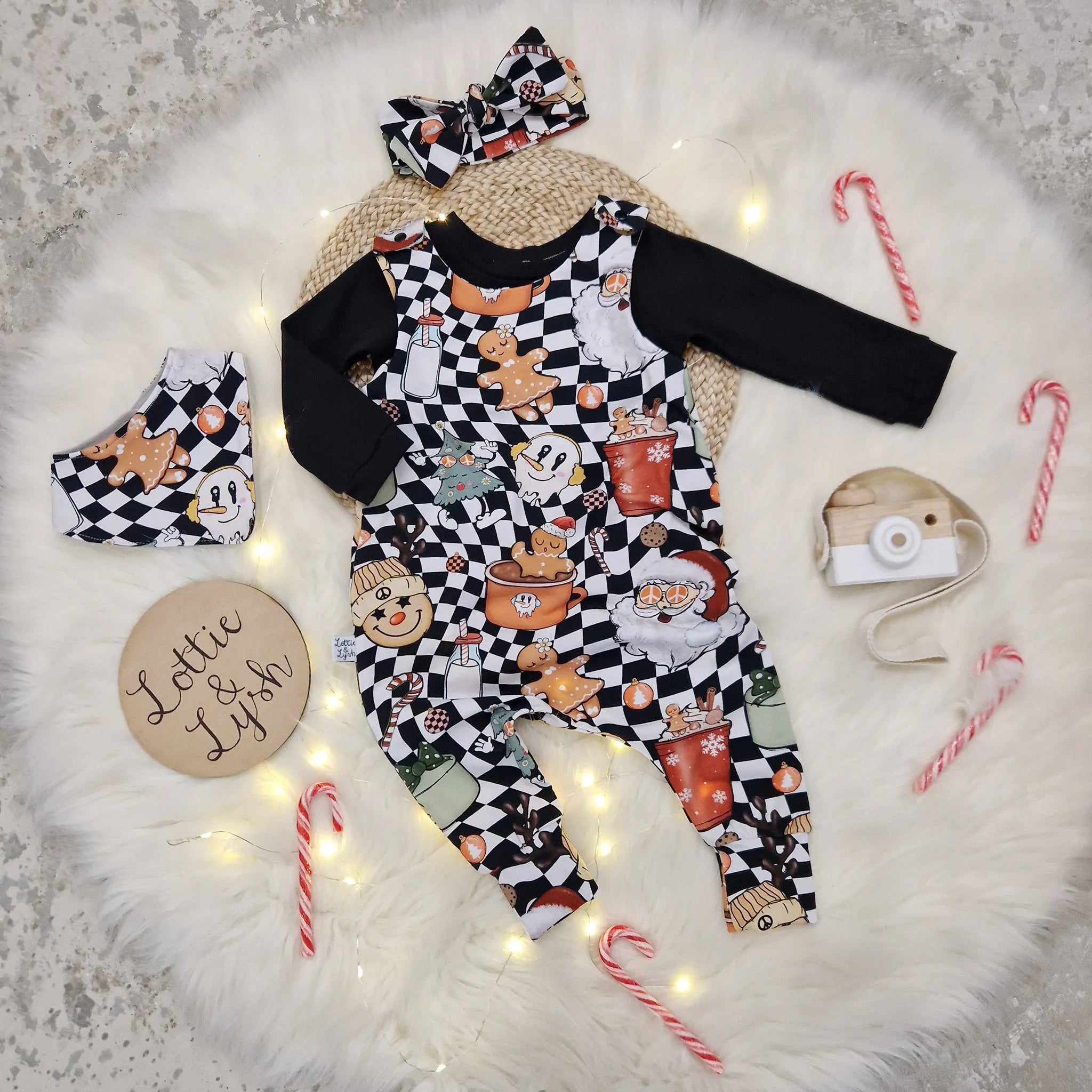 Stylish Hipster Santa Dungarees for Babies & Toddlers (0-6 Years) - Perfect for Christmas Photos, Holiday Parties & Festive Family Gatherings