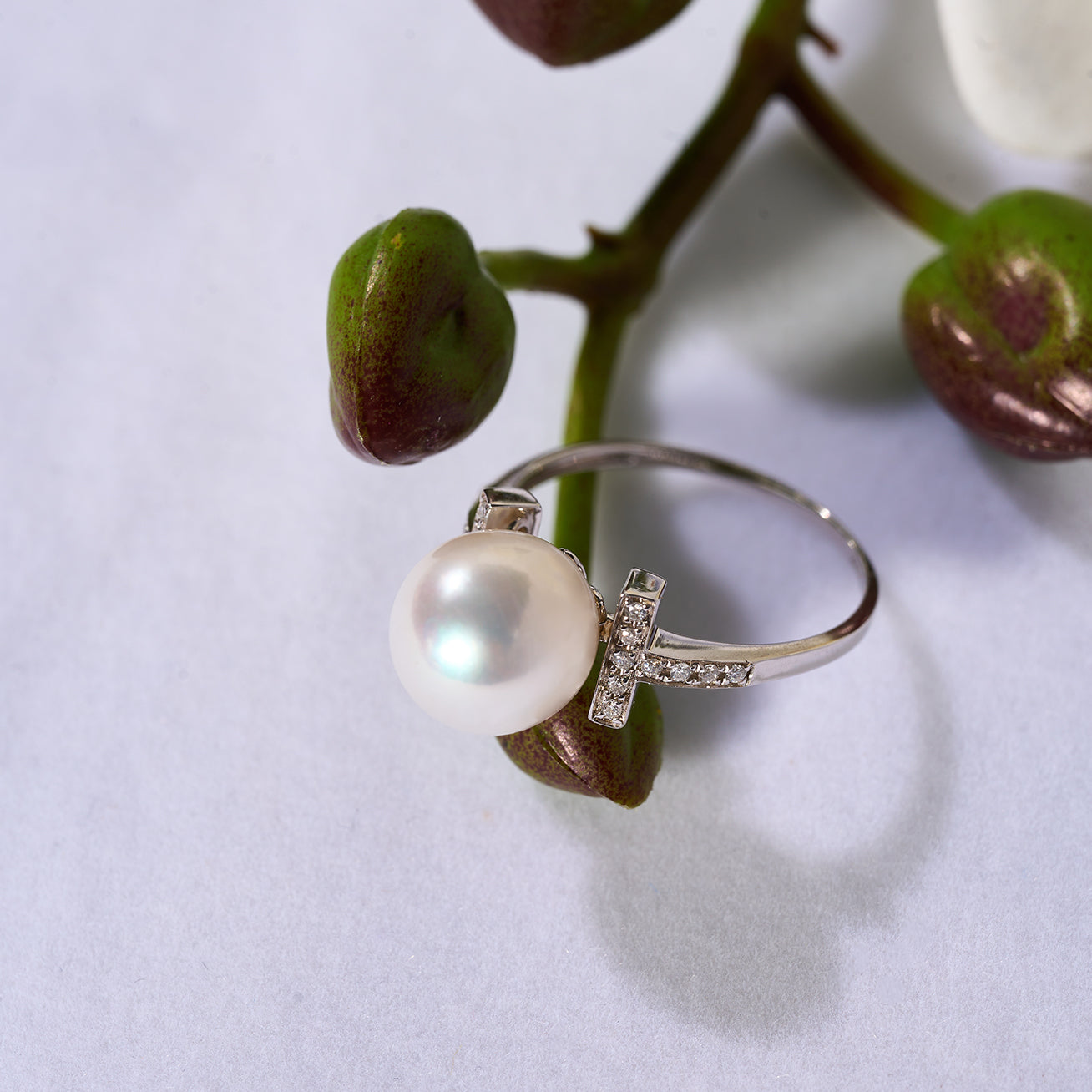 18K Solid Gold Diamond & Top Grade Freshwater Pearl Ring for Women - KR00117 | Elegant Jewelry Gift for Anniversary, Wedding, or Special Occasion