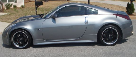 2003-2009 Nissan 350Z Series 2 Driver Side Skirt Replacement Part - Left Side Body Kit for Sports Car Enhancement & Street Racing Style