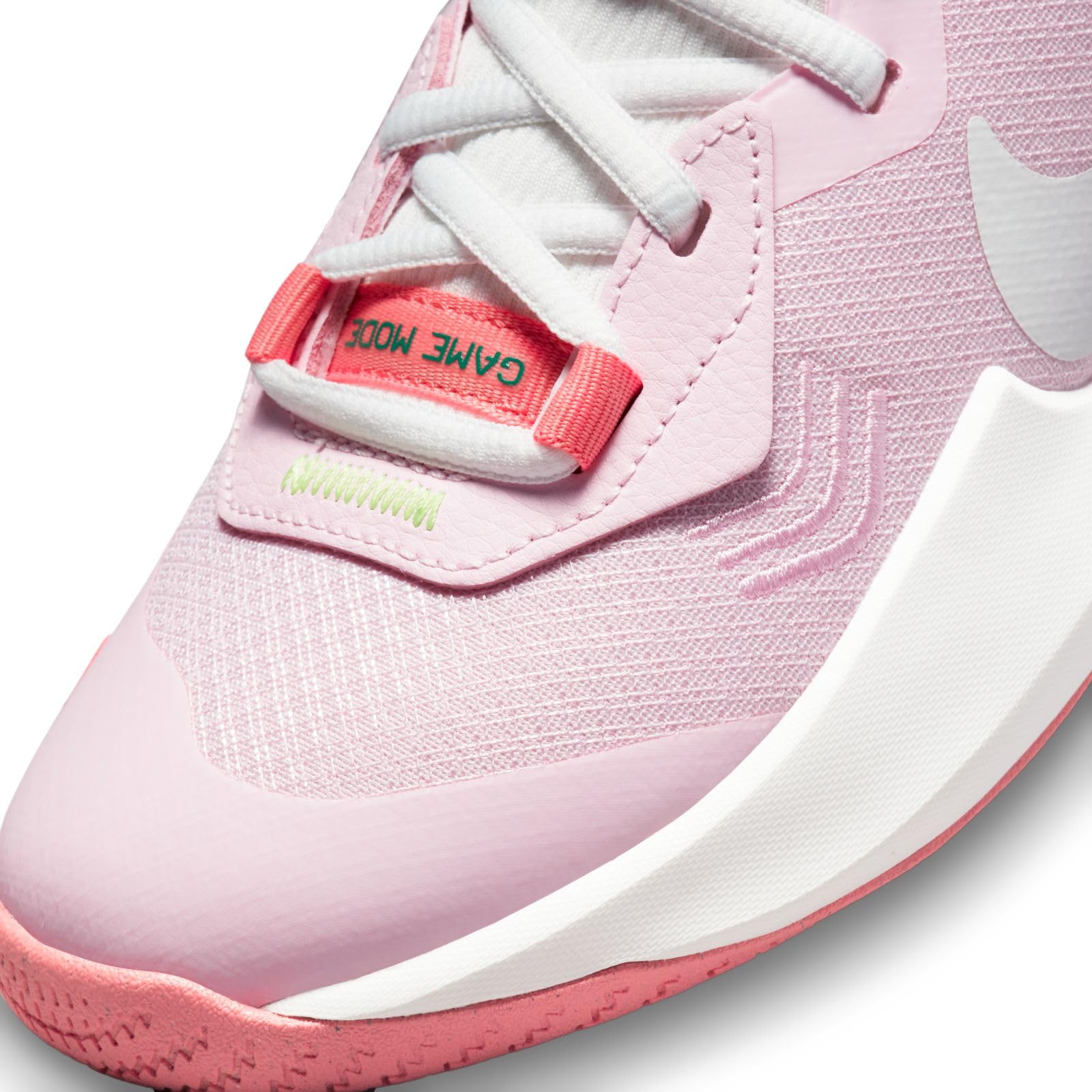 Nike Air Zoom Crossover Basketball Shoes for Kids - Lightweight High-Top Sneakers with Zoom Air Cushioning for Court Performance & School Sports