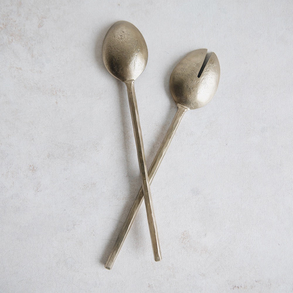 Rustic Brass Serving Utensil Set - 3-Piece Elegant Tableware for Dinner Parties, Buffets & Holiday Entertaining - Perfect for Hosting, Gifts & Kitchen Decor