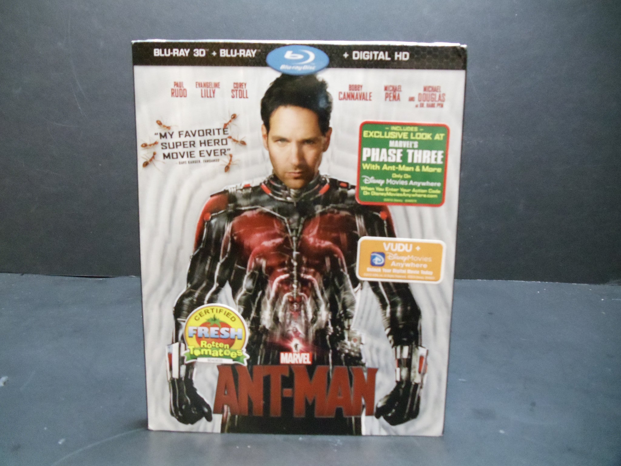 Ant-Man (2015) Blu-ray + Blu-ray 3D 2-Disc Set - Marvel Superhero Movie for Home Theater & Marvel Fans Collection