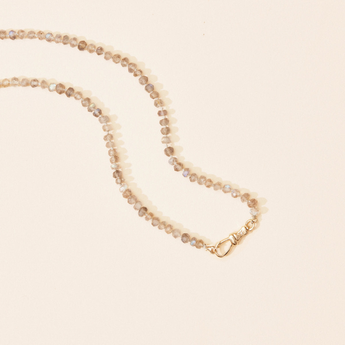 10K Yellow Gold Labradorite Beaded Mood Necklace - Healing Crystal Jewelry for Stress Relief & Positive Energy - Perfect for Meditation, Yoga & Spiritual Practices