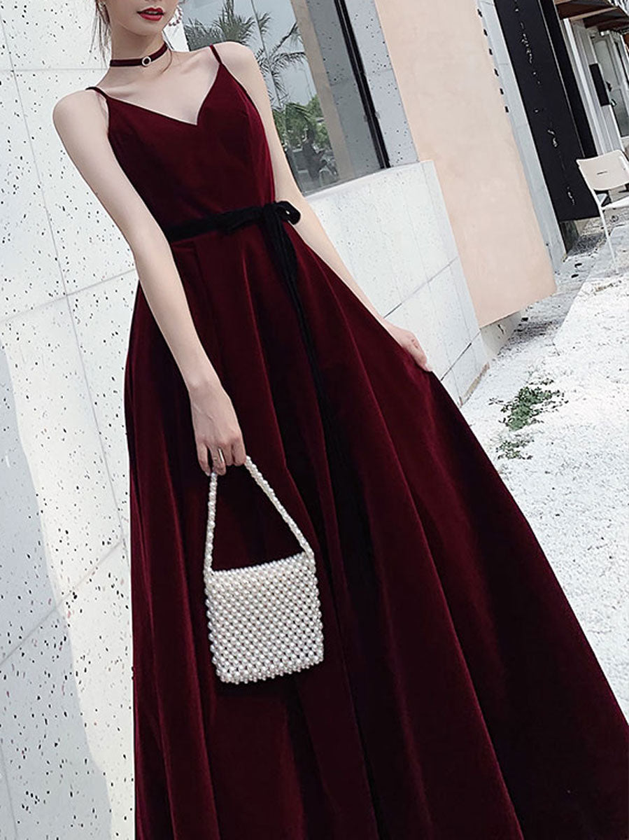 Elegant Burgundy Velvet Long Prom Dresses for Women - Formal Graduation Gowns - Perfect for Homecoming, Evening Parties & Special Occasions