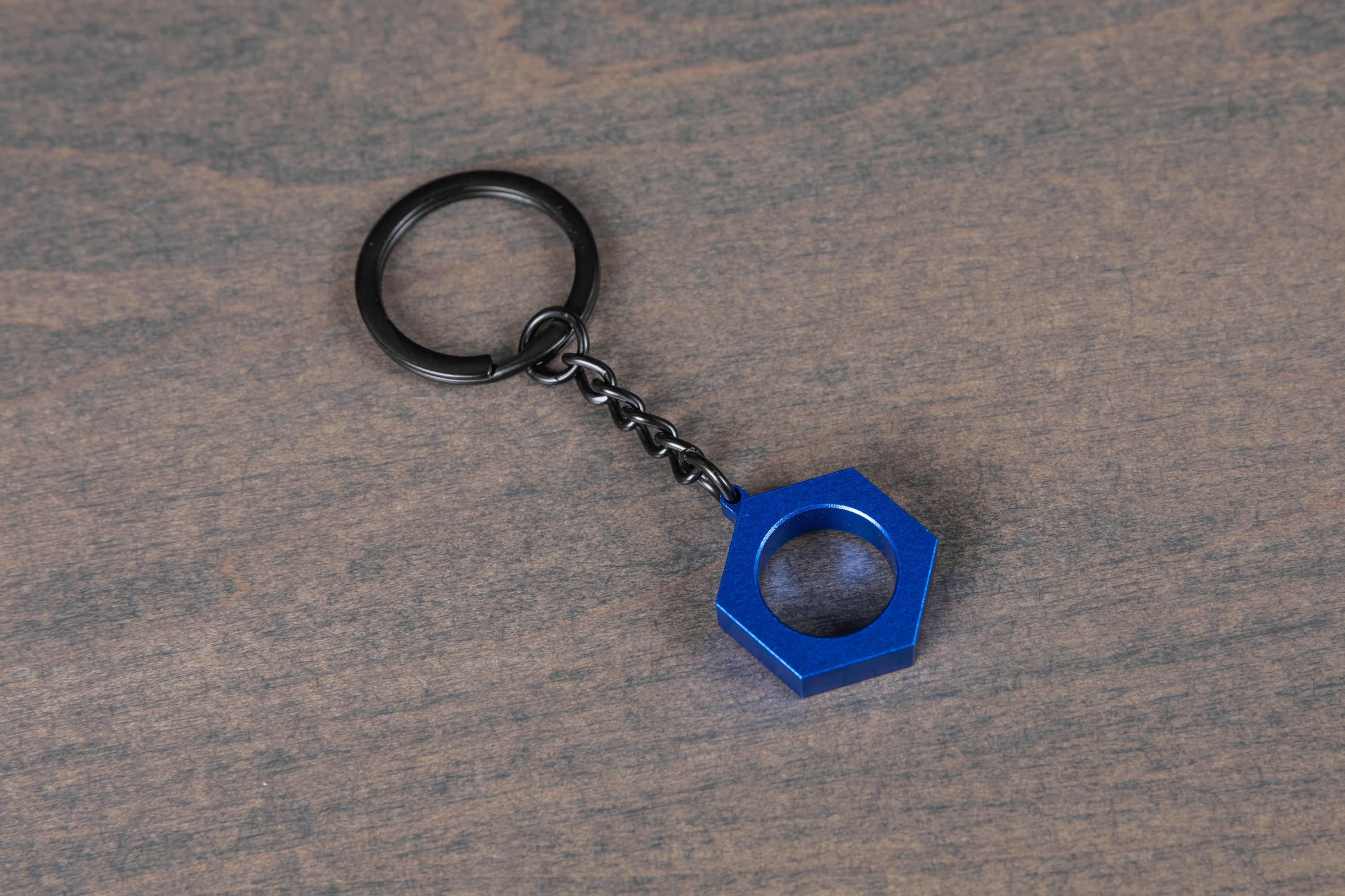 Premium Aluminum Hex Keychain - Durable & Lightweight Key Ring for Home, Office, and Outdoor Adventures