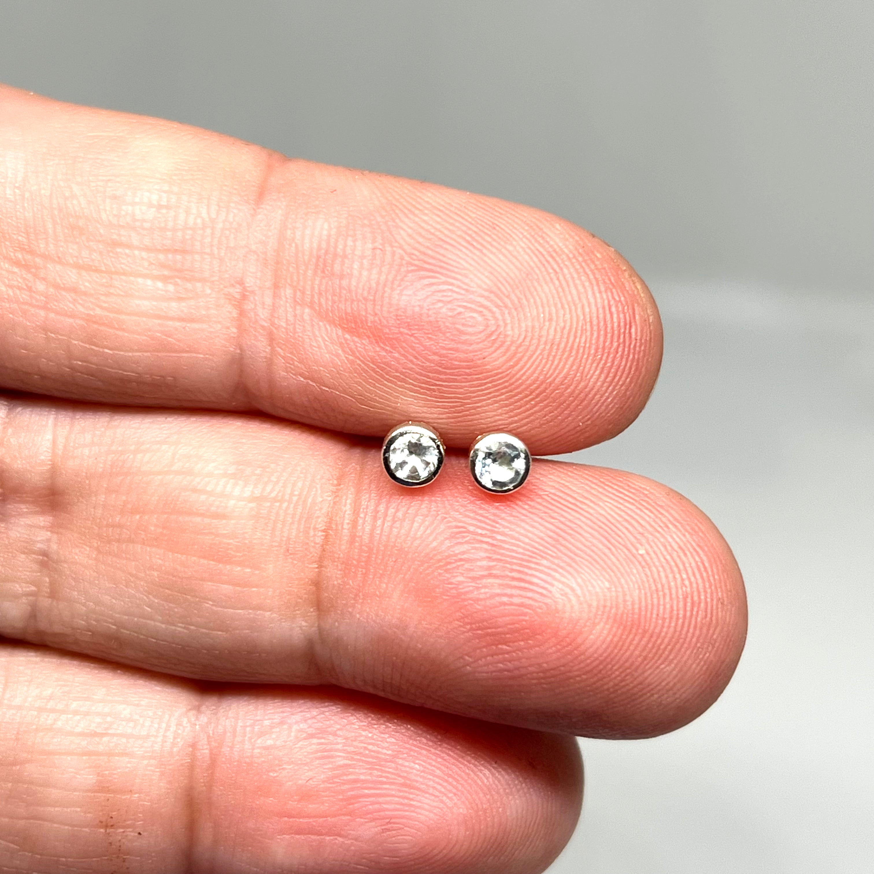 3mm Round Faceted Gemstone Bezel Set Stud Earrings - PSE004 | Elegant Everyday Jewelry for Women, Perfect for Work, Parties & Special Occasions