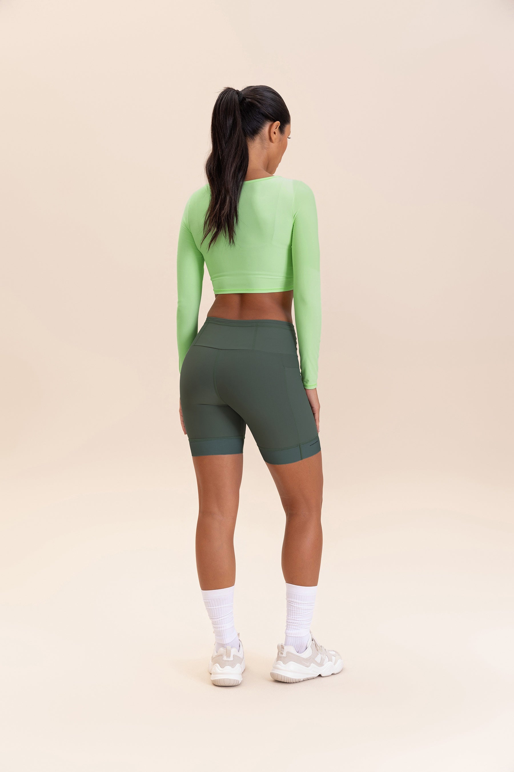 Harmony Crop Long Sleeve Tops for Women - Soft Stretchy Yoga Shirts, Workout Tees & Casual Wear - Perfect for Yoga, Gym, Running & Everyday Outfits