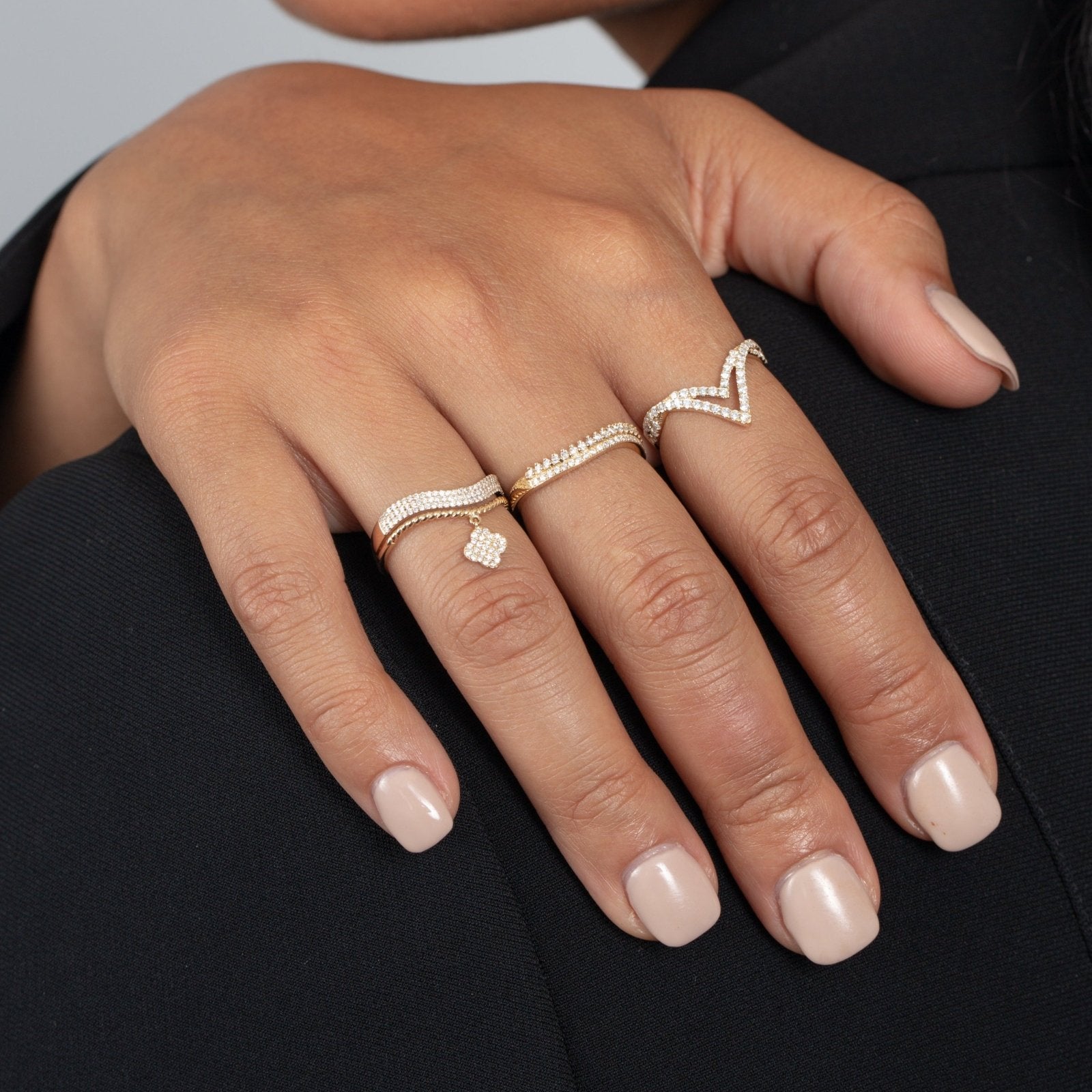 14K Yellow Gold Diamond Pavé Clover Drop Cable Ring for Women - Elegant Dainty Jewelry Gift for Birthday, Anniversary & Special Occasions