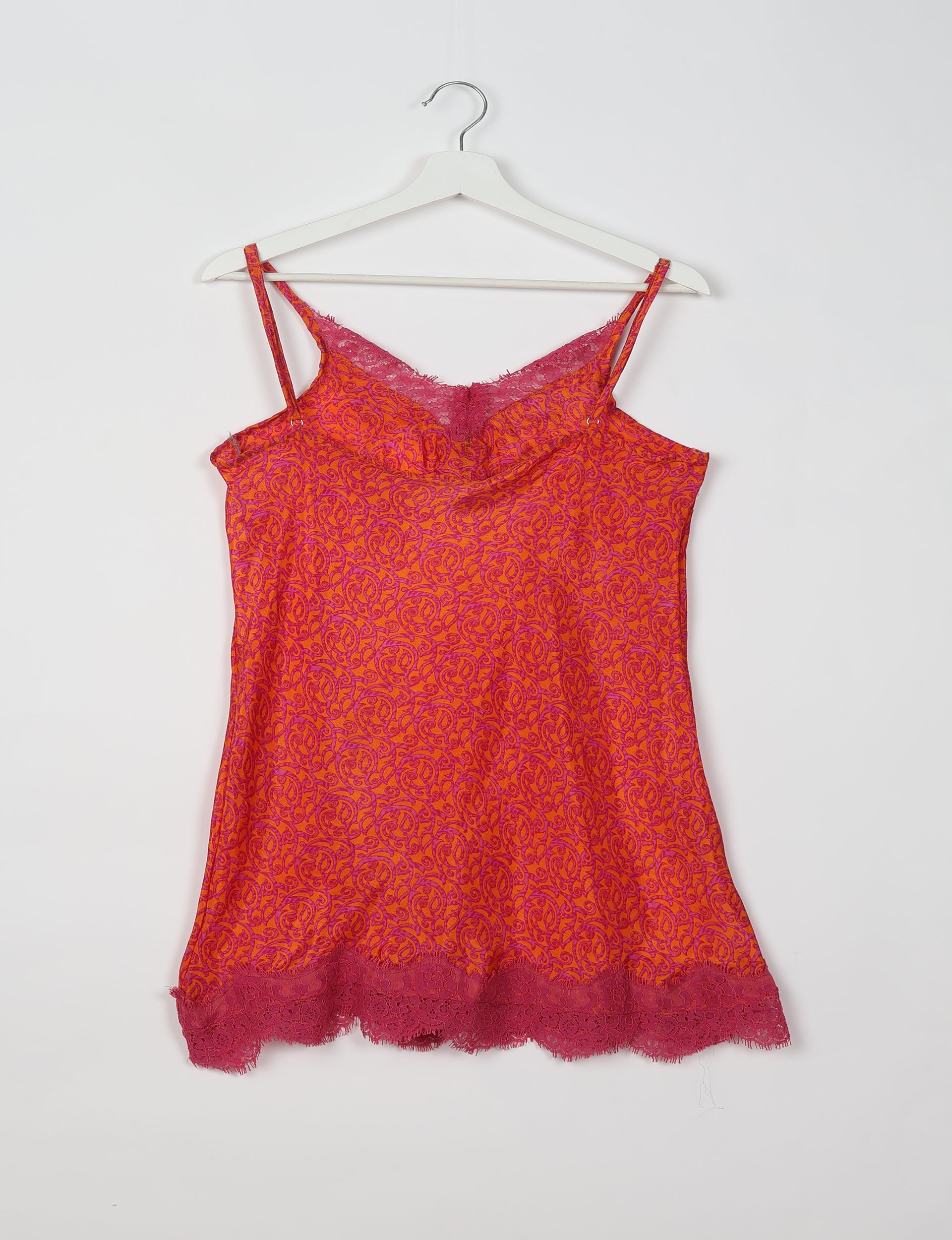 Comfortable Women's Night Dress Size S - Soft Sleepwear for Relaxing at Home or Traveling