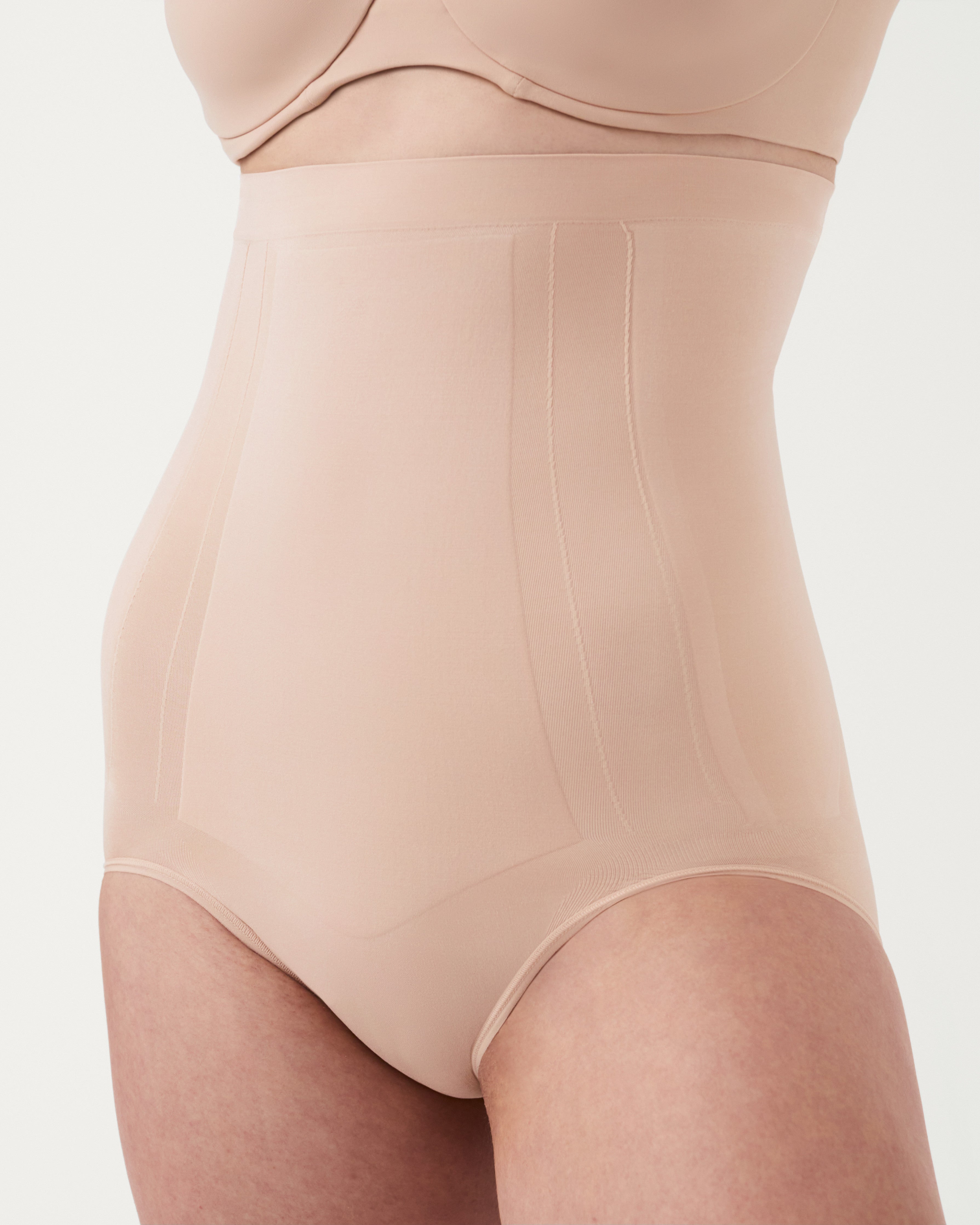SPANX Sculpt™ OnCore High Waisted Brief - Shapewear for Women, Tummy Control Underwear, Comfortable Waist Trainer - Perfect for Everyday Wear, Workout & Special Occasions