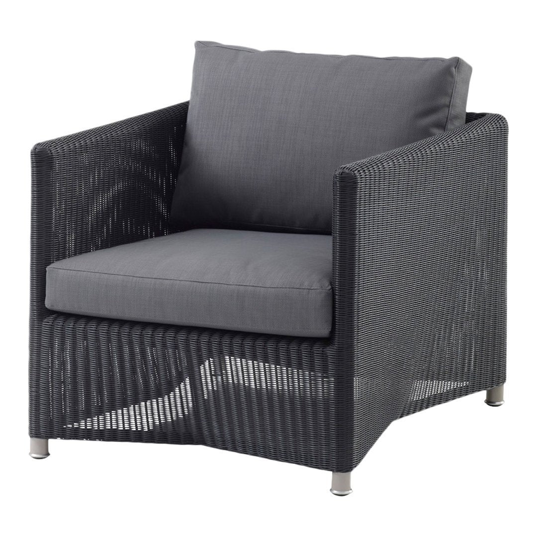 Premium Diamond Outdoor Lounge Chair - Waterproof & UV Resistant for Patio, Poolside, and Beach Relaxation