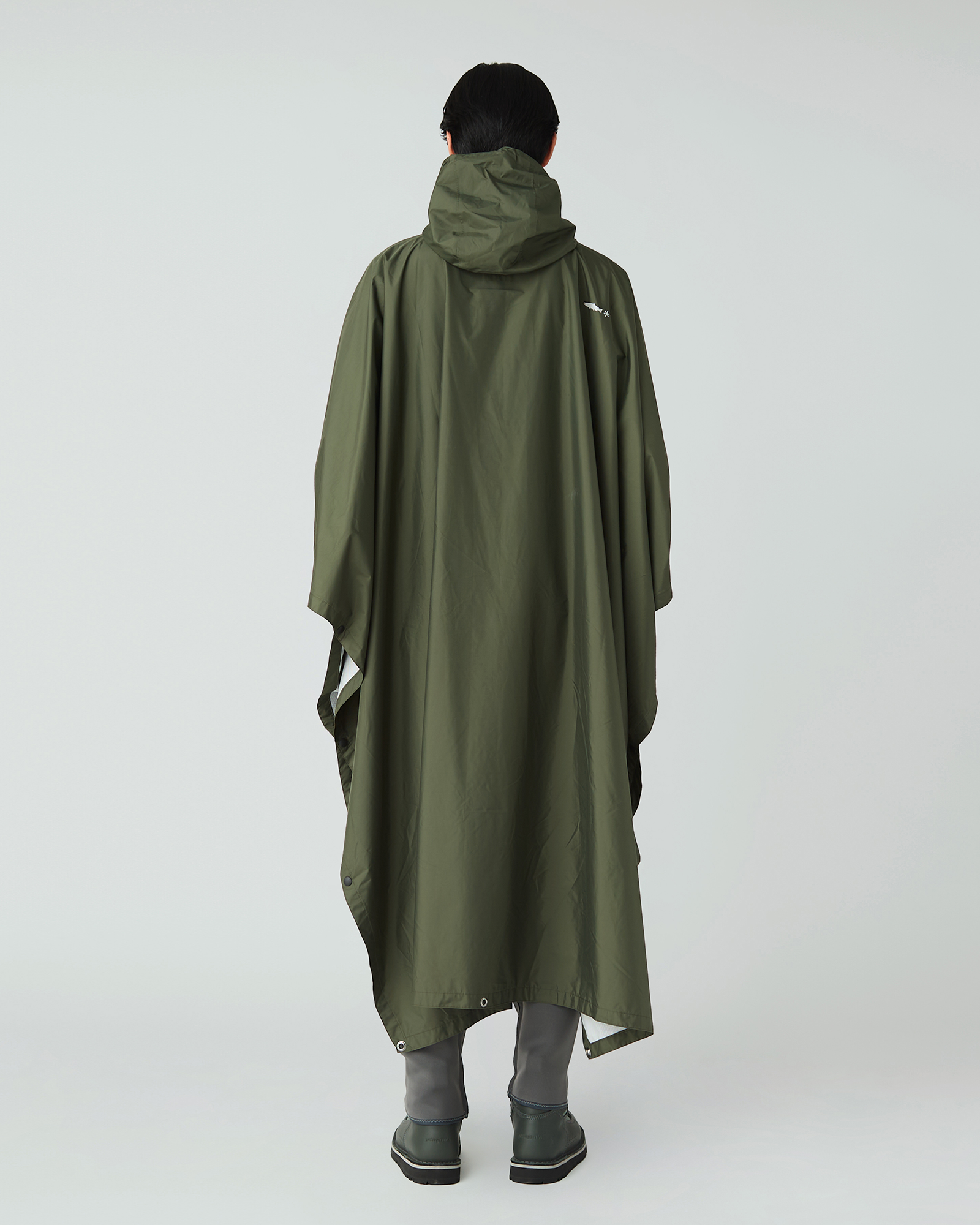 Waterproof Tarp Poncho - Lightweight & Durable Rain Gear for Camping, Hiking & Outdoor Adventures