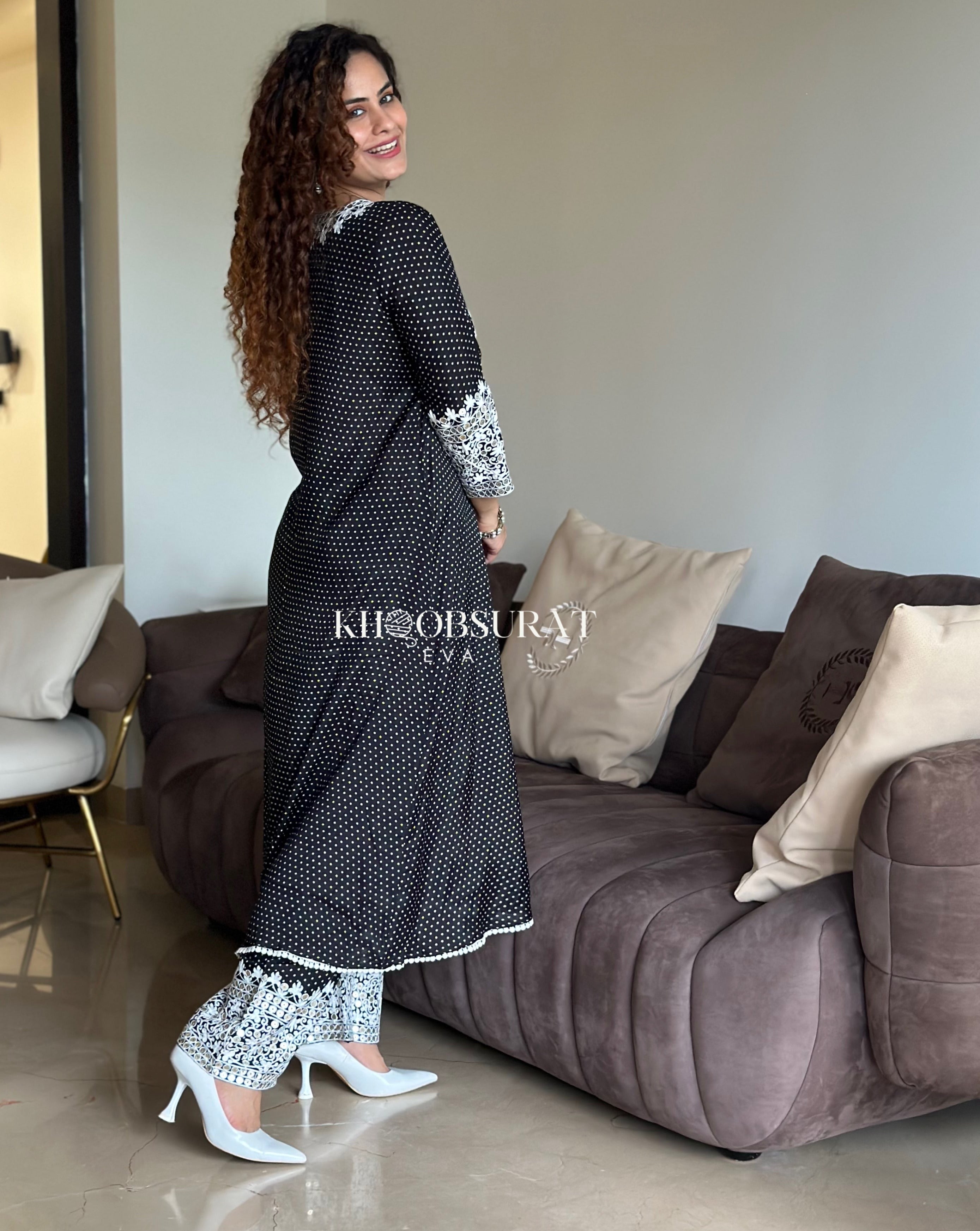 Stylish Romy Black Embroidered Kurta Set for Women | Traditional Indian Ethnic Wear | Perfect for Festivals, Weddings & Special Occasions