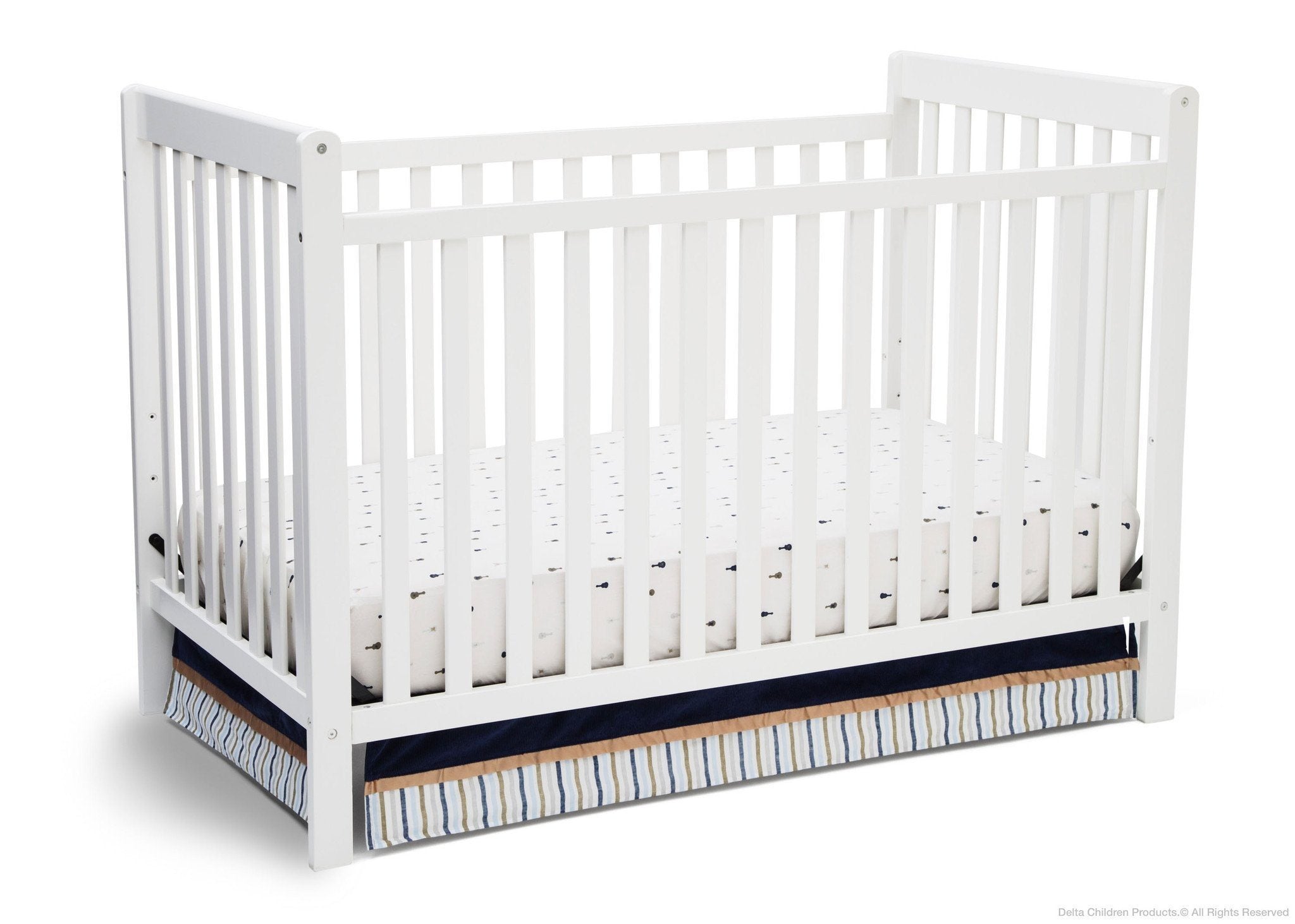 3-in-1 Convertible Baby Crib with Adjustable Height - Toddler Bed & Daybed - Perfect for Nursery, Bedroom & Small Spaces