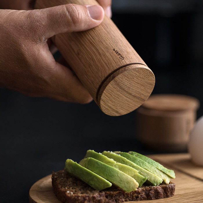 EKTA LIVING 'Crush Me' Premium Salt and Pepper Grinder Set - Handcrafted Oiled Oak Wood - Perfect for Kitchen, Dining Table & Gourmet Cooking