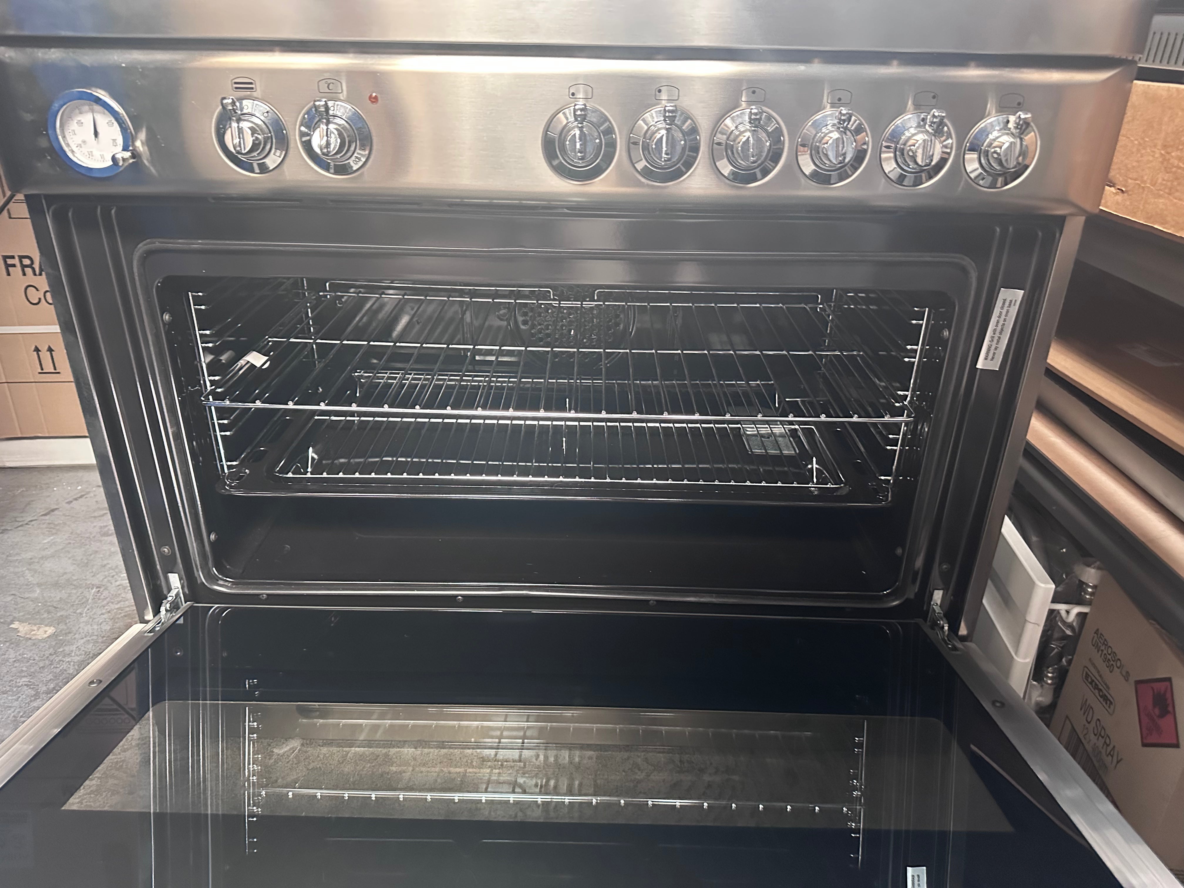 Artusi 90cm Dual Fuel Freestanding Oven & Stove - AFG999X [Factory Second] - Professional Gas Cooktop & Electric Oven - Perfect for Home Kitchens & Restaurants