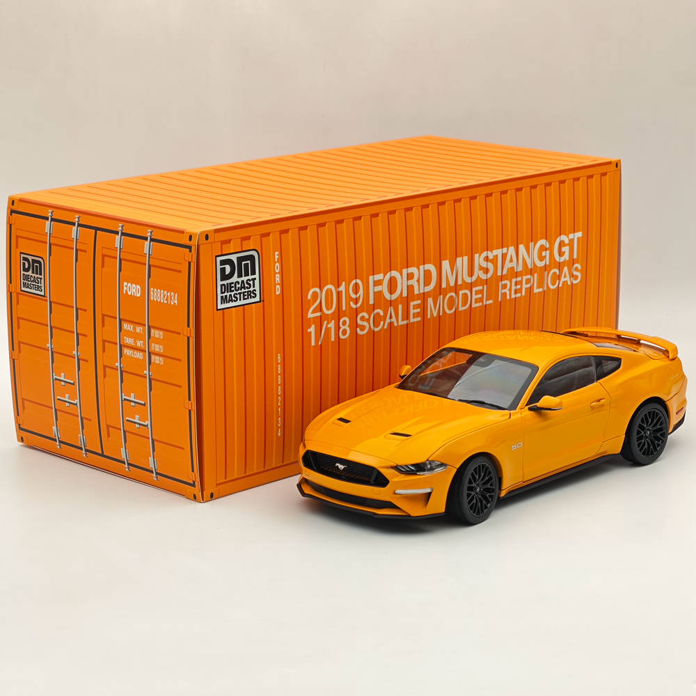 1/18 Scale Diecast Ford Mustang GT 2019 Orange Fury RHD Model Car - Collectible Miniature Replica for Car Enthusiasts & Hobbyists - Perfect for Display, Gifts, and Racing-Themed Decor
