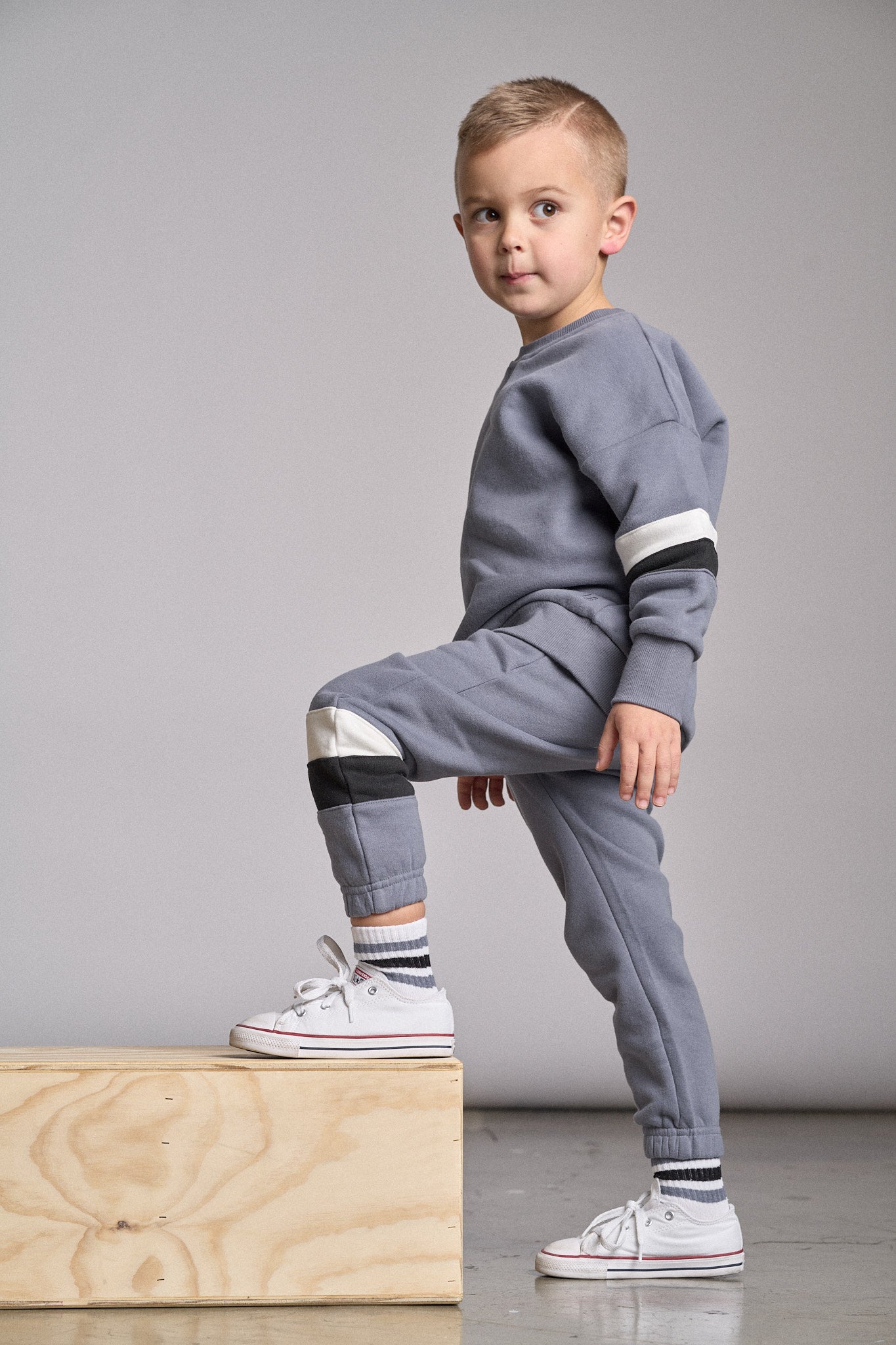 Premium High-Waist Striped Sweatpants for Women - Soft & Comfortable Blue Lounge Pants - Perfect for Yoga, Running & Casual Wear