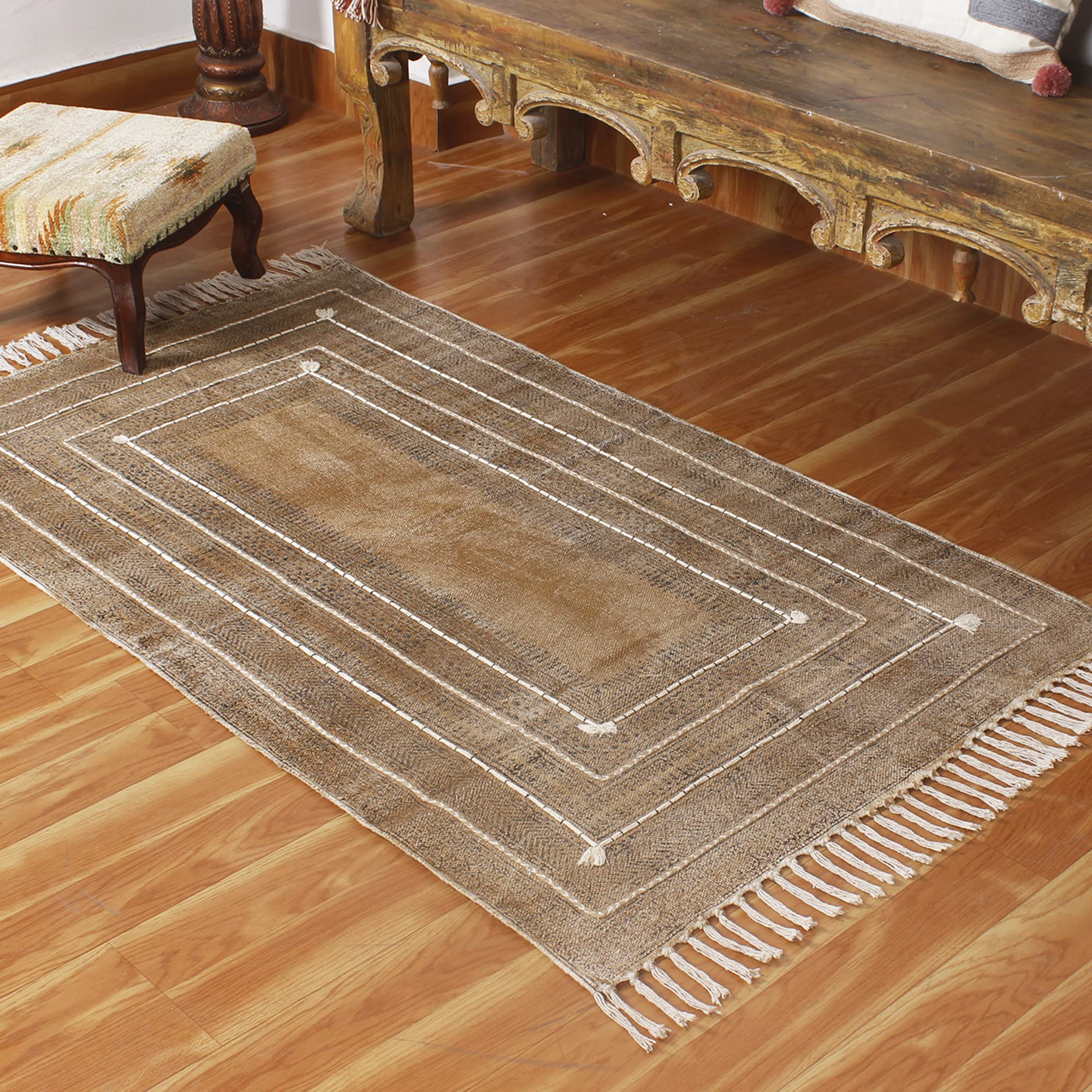 Handmade Boho Kilim Rug - 6 Square Feet Cotton Flatweave Area Rug with Bronze & Black Border - Easy Washable for Small Bedroom, Dining Table Mat, Boho Decor & Cozy Home Accent