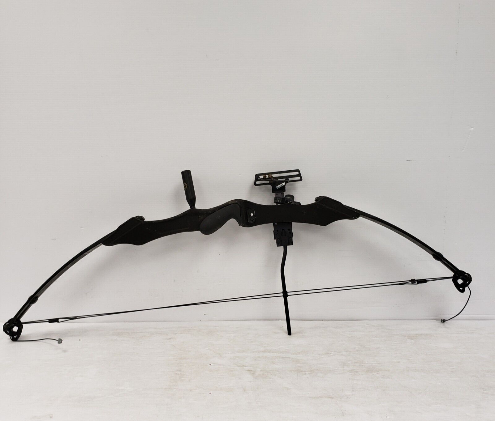 Hawke Golden Eagle 3 Compound Bow for Hunting & Target Practice - High Performance Archery Equipment for Outdoor Sports & Competition