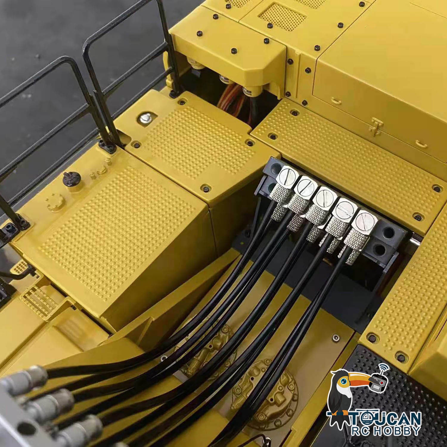 1/14 Scale RC Hydraulic Demolition Excavator Toy - 374 UHD 3-Section Boom RTR Digger with Flysky PL18EV Radio, Realistic Sound & Light System - Construction Site Simulation, Kids Outdoor Play, Collector's Model