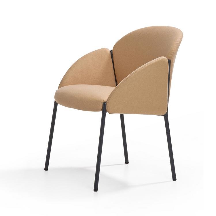 Stylish Andrea Chair by Artifort - Modern Lounge Chair for Living Room, Office & Reading Nook - Premium Comfort & Contemporary Design